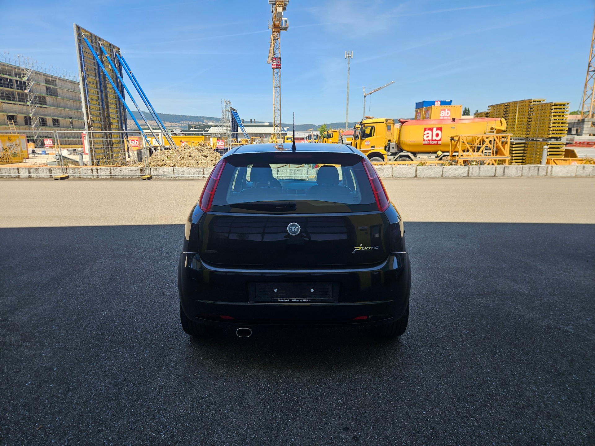 FIAT Punto 1.4 16V Emotion-image-3