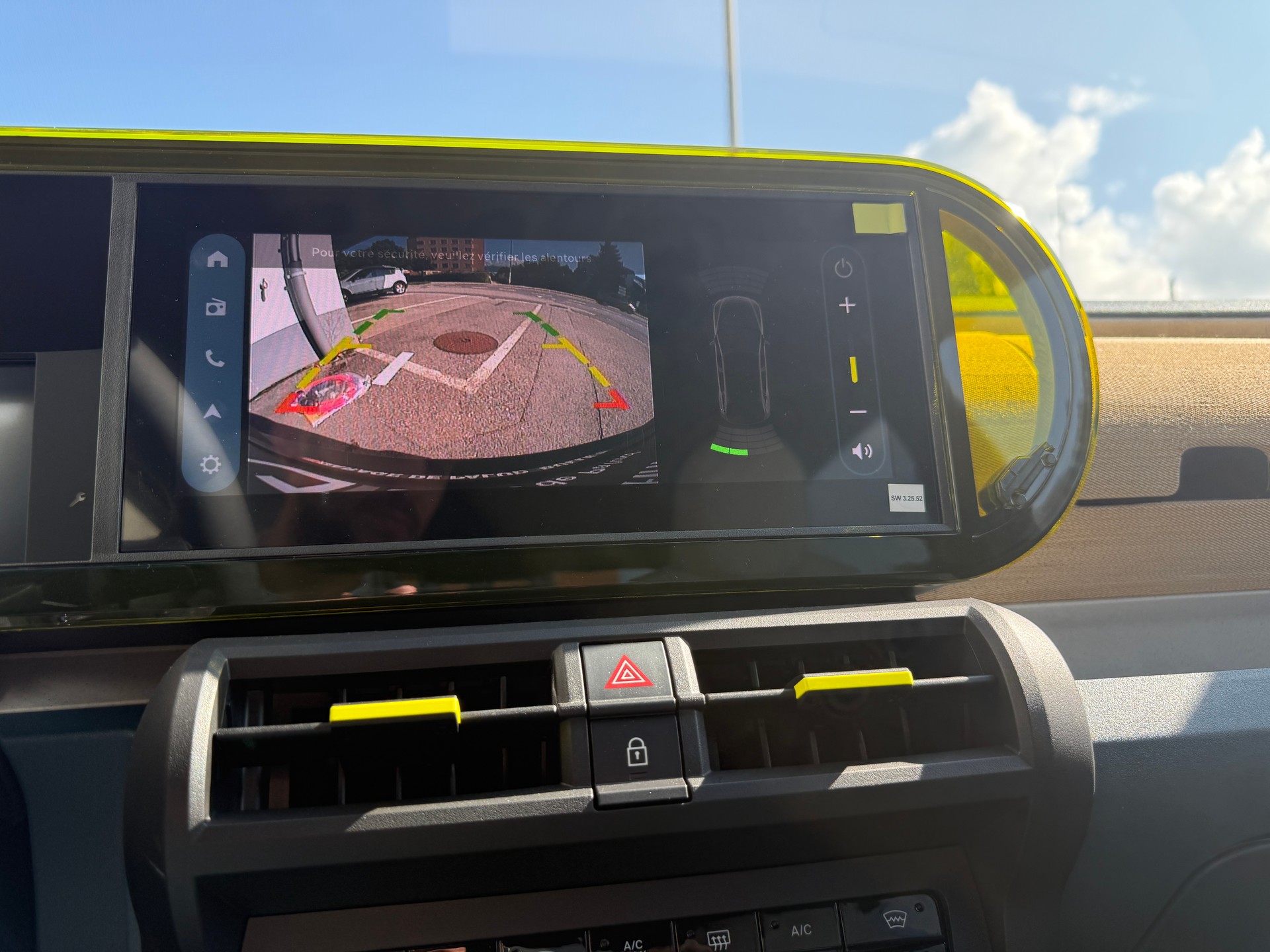 FIAT Grande Panda La Prima-image-10