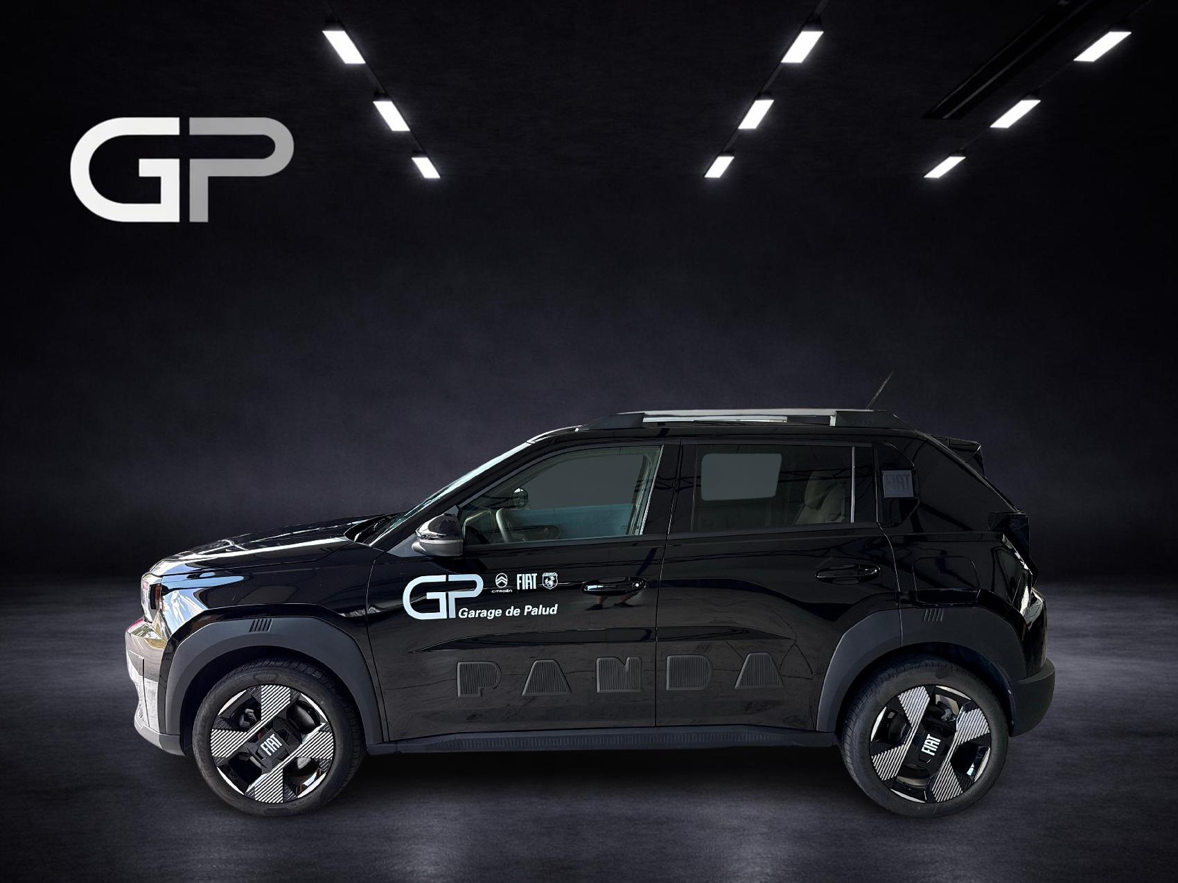 FIAT Grande Panda La Prima-showroom-element-1