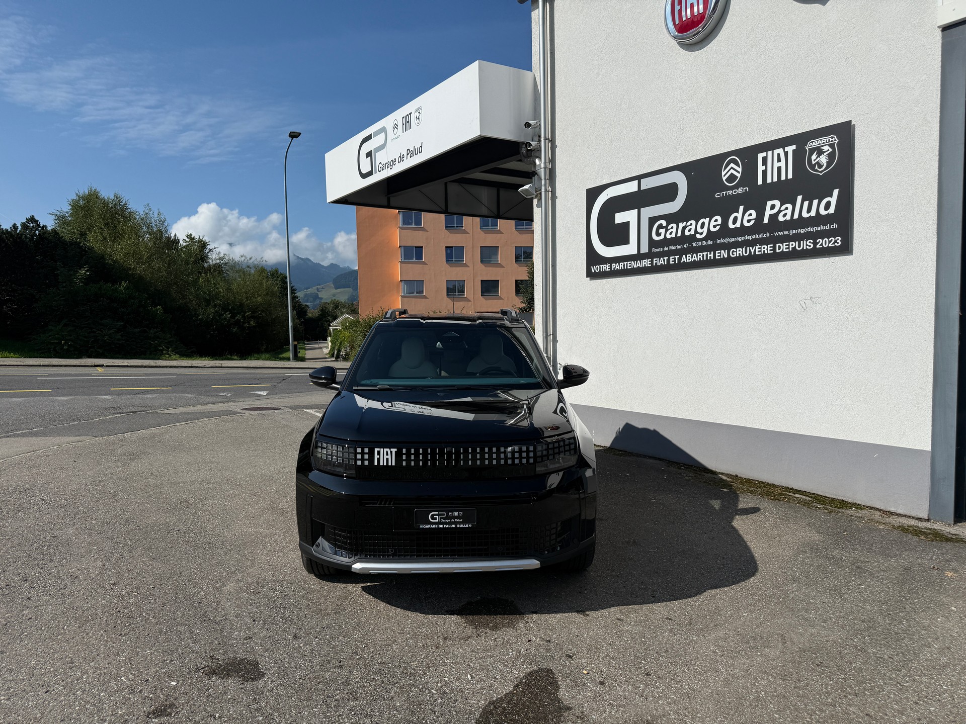 FIAT Grande Panda La Prima-image-1