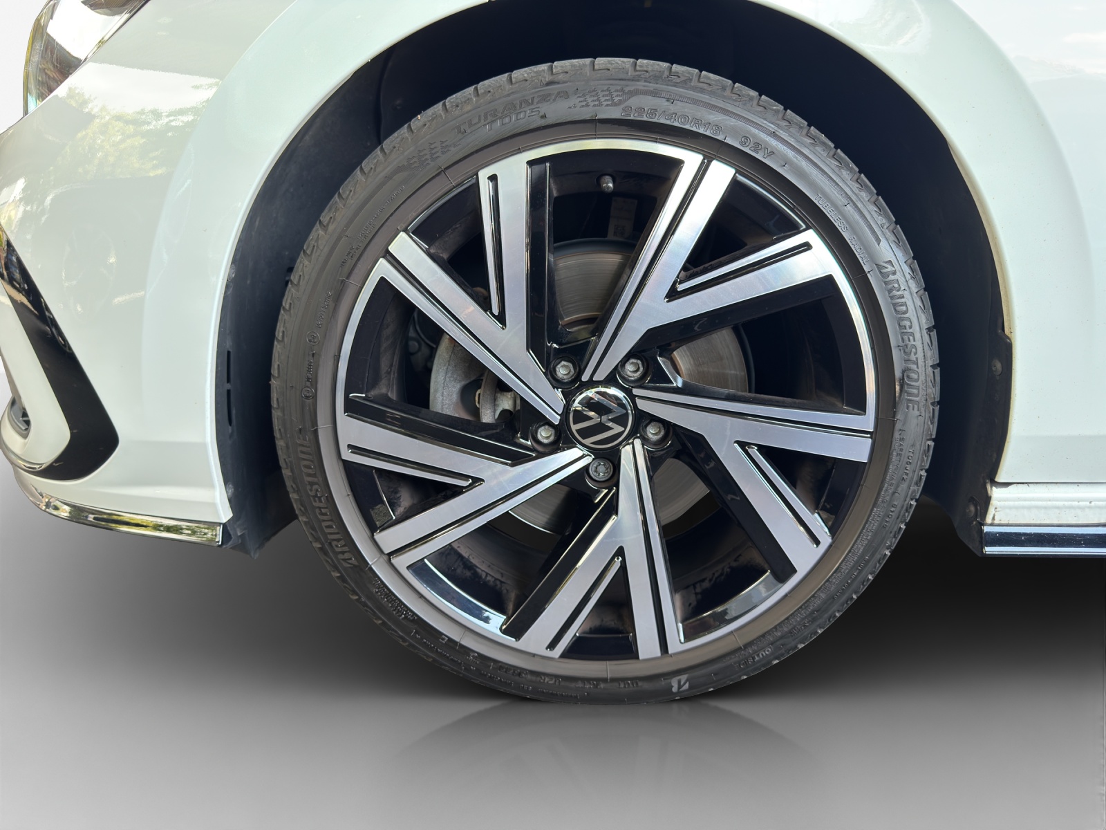 VW Golf 2.0 TSI R-Line DSG 4 Motion-image-14