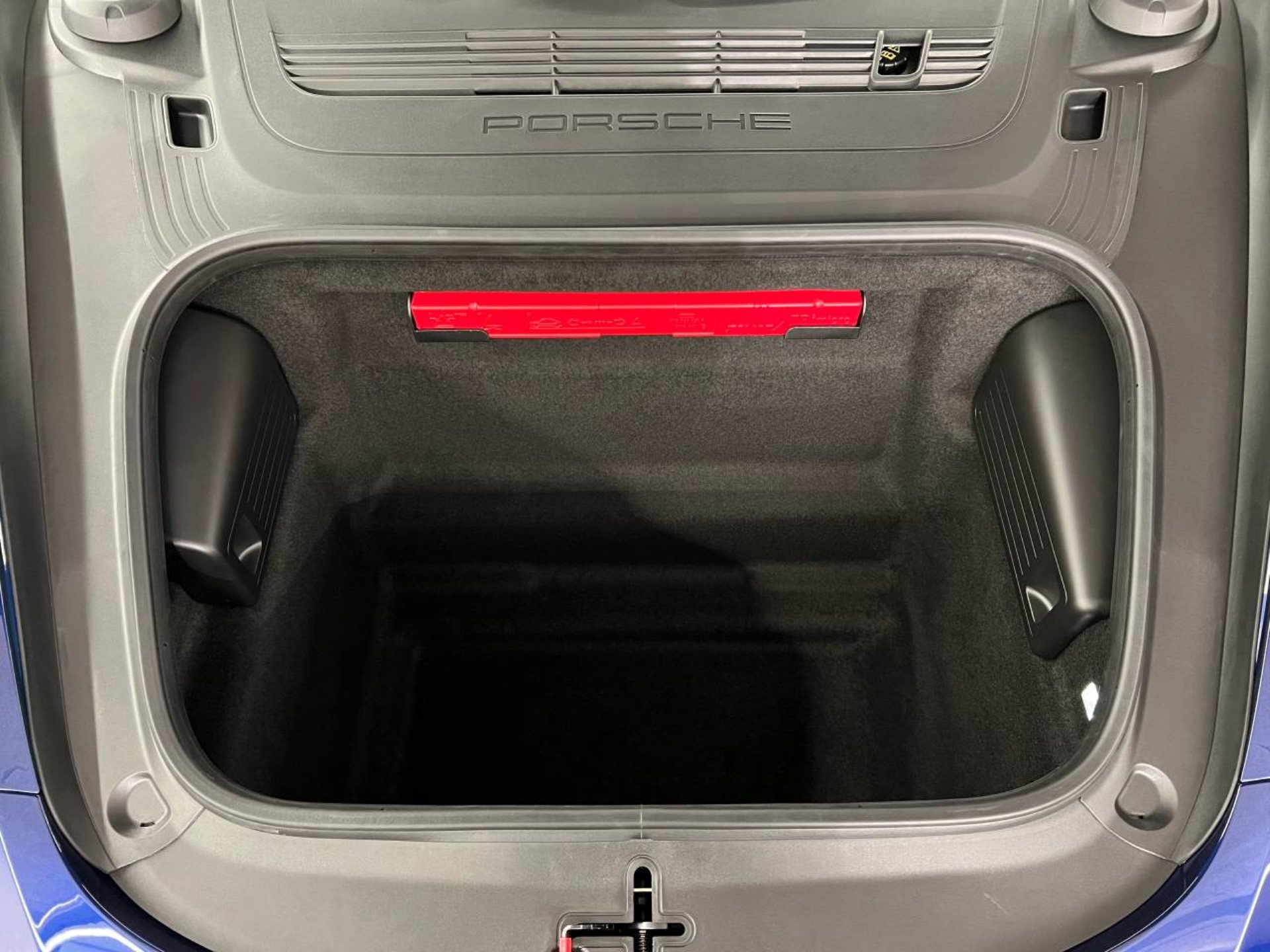 PORSCHE 718 Boxster Style Edition-image-15