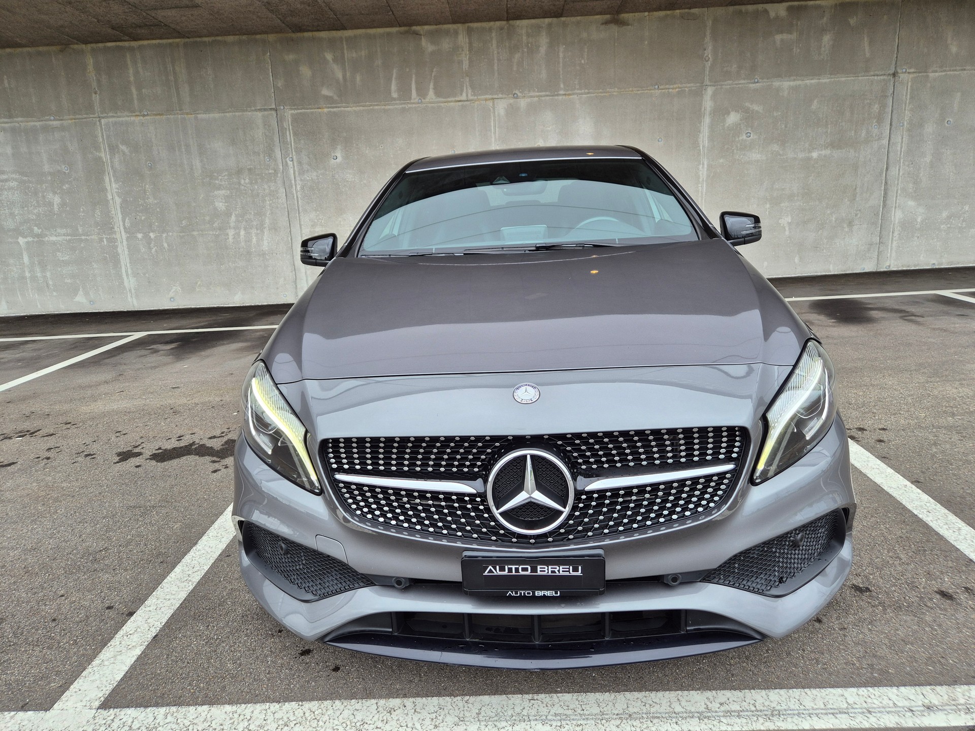 MERCEDES-BENZ A 250 AMG Line 4Matic 7G-DCT-image-8
