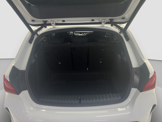 BMW M135i xDrive-image-13