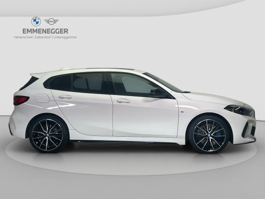 BMW M135i xDrive-image-5
