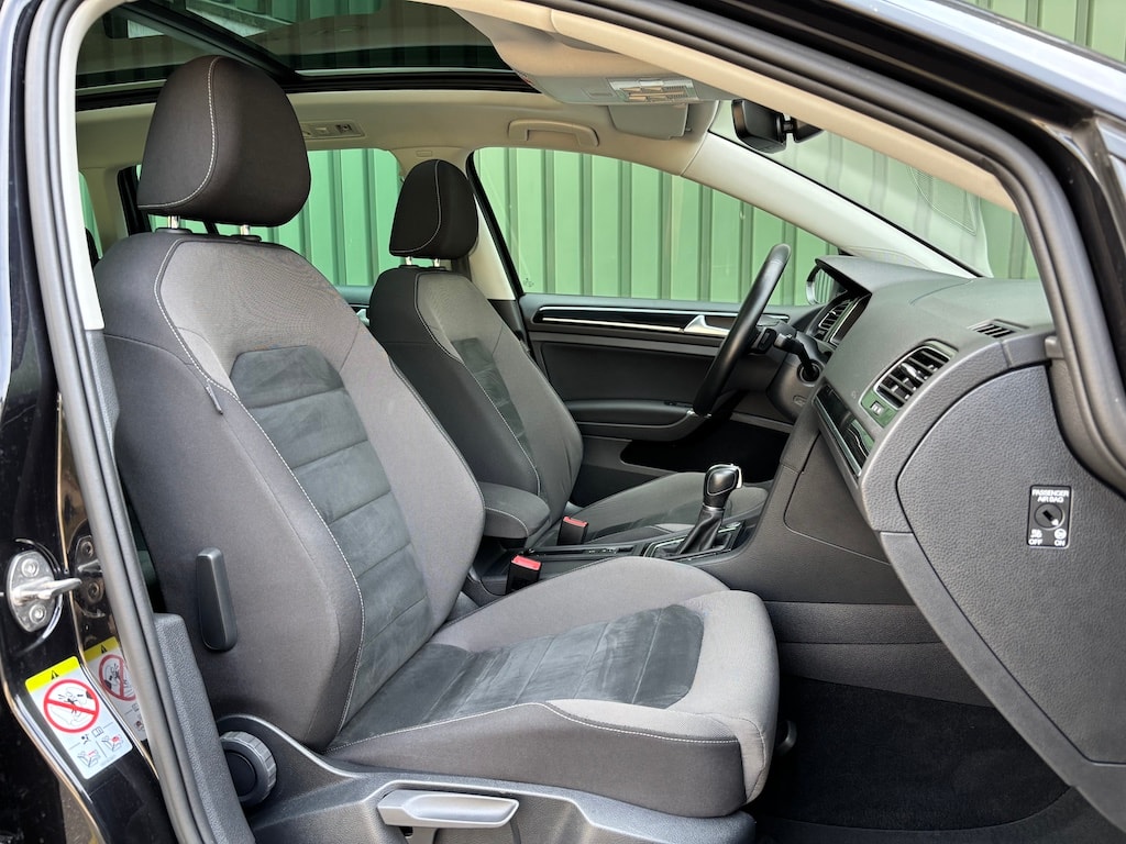 VW Golf Variant 2.0 TDI Highline 4Motion DSG-image-8