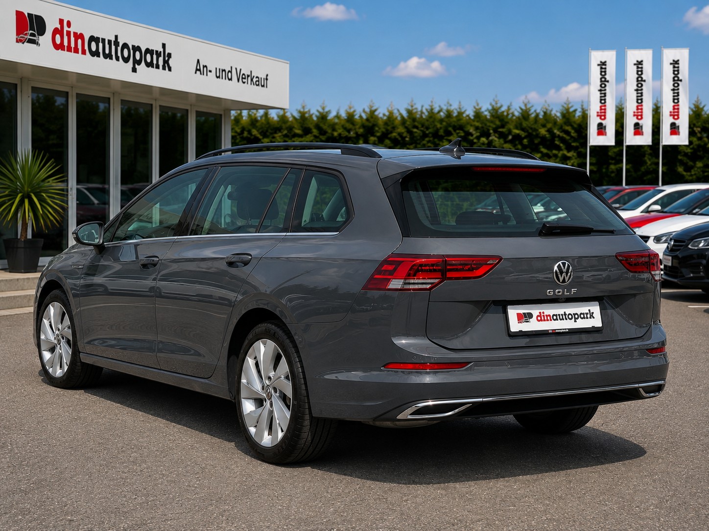 VW Golf 8 Variant 2.0 TDI Style DSG * CH-Fahrzeug * TOP Ausstattung * Head-Up * Abstandstempomat * Kamera *-image-4