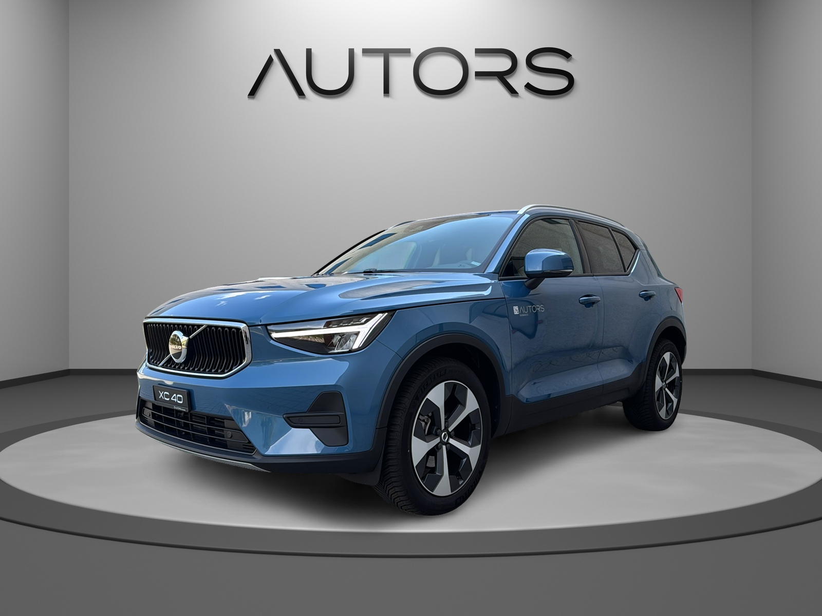 VOLVO XC40 T2 Core Geartronic-image-0