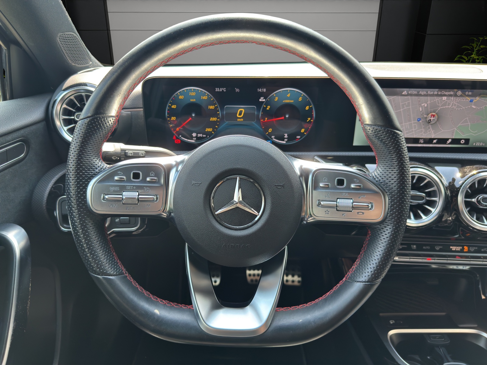 Image MERCEDES-BENZ A-180 A 180 Night Star AMG Line