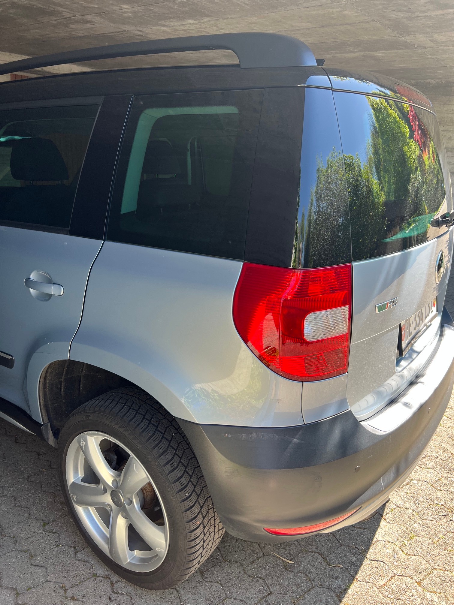 SKODA 2.0 TDI 140 Experience 4x4 DSG-image-2