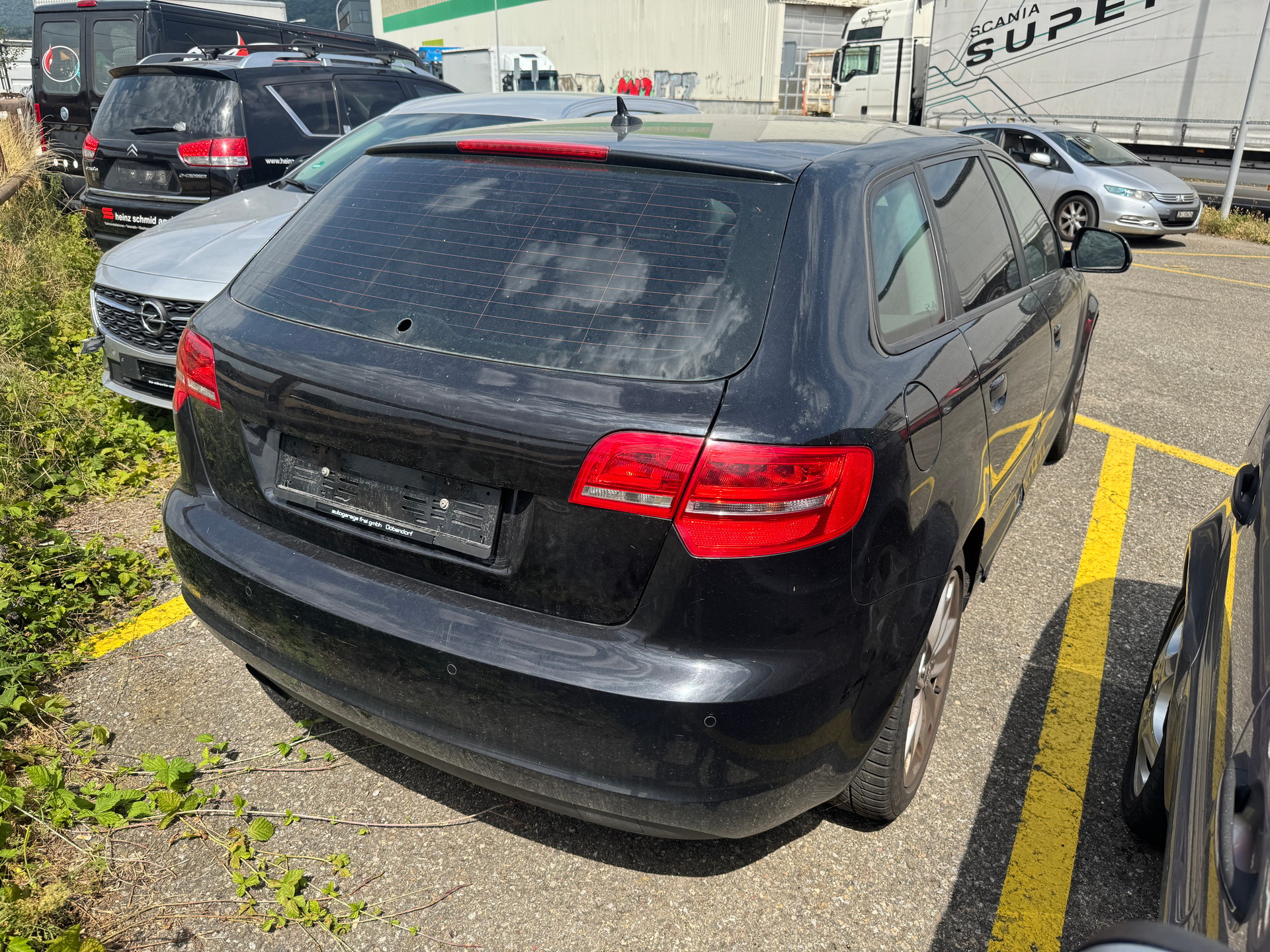 AUDI A3 Sportback 1.8 TFSI Ambiente S-tronic-image-5