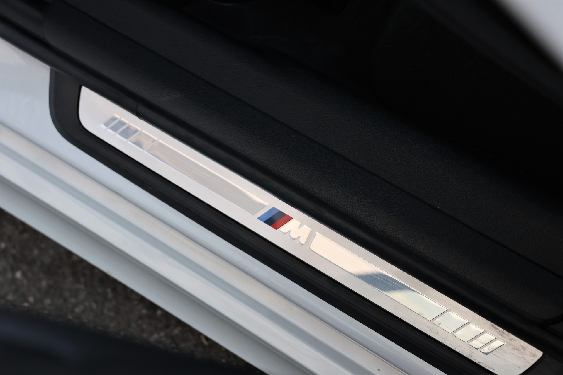 BMW 320d xDrive 48V Touring Steptronic M Sport-image-19