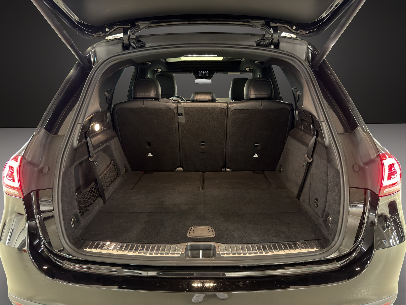 MERCEDES-BENZ GLE 450 4Matic AMG Line 9G-Tronic-image-14