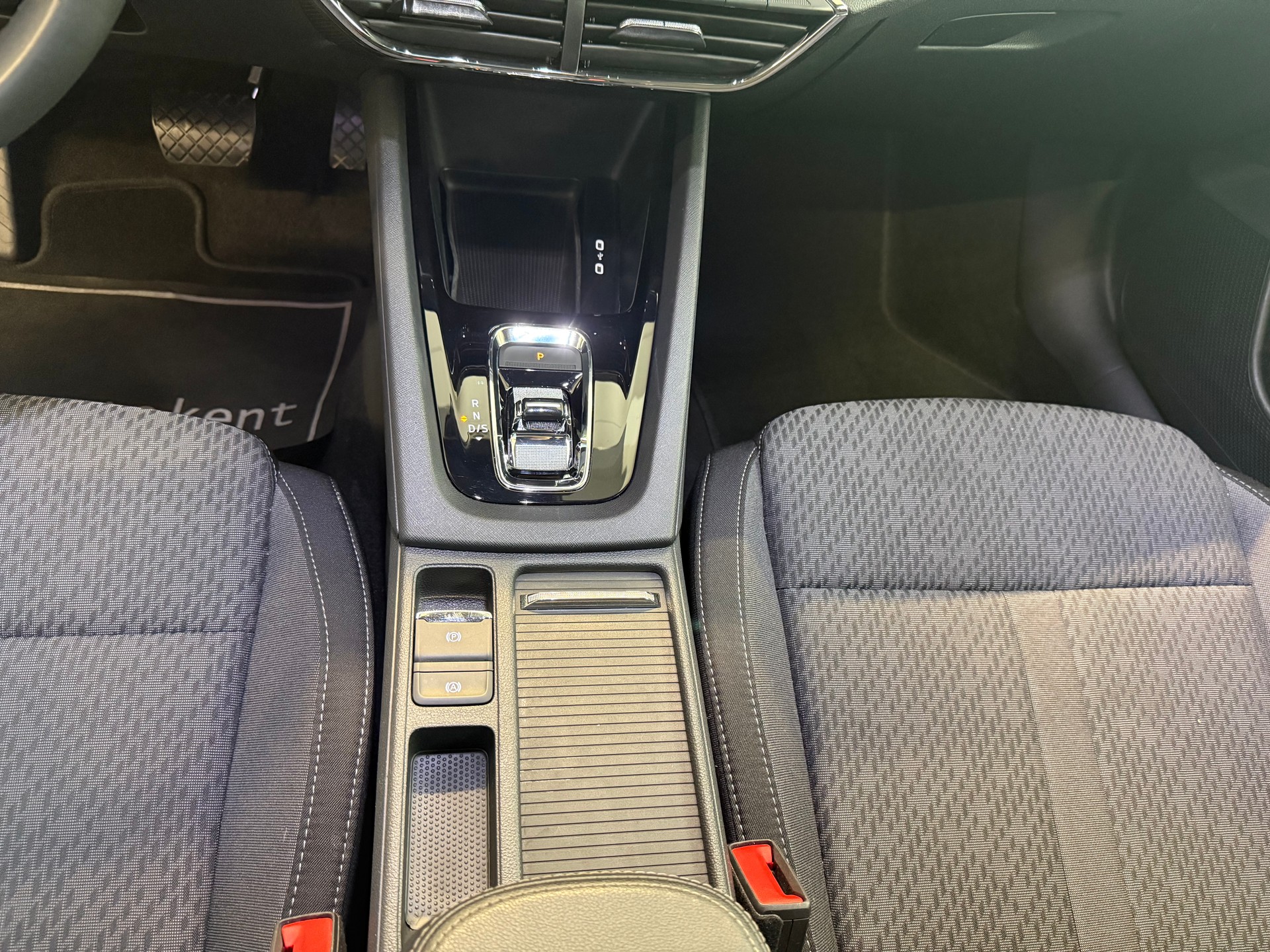 SKODA Octavia Combi 1.5 TSI mHEV DSG Style-image-11