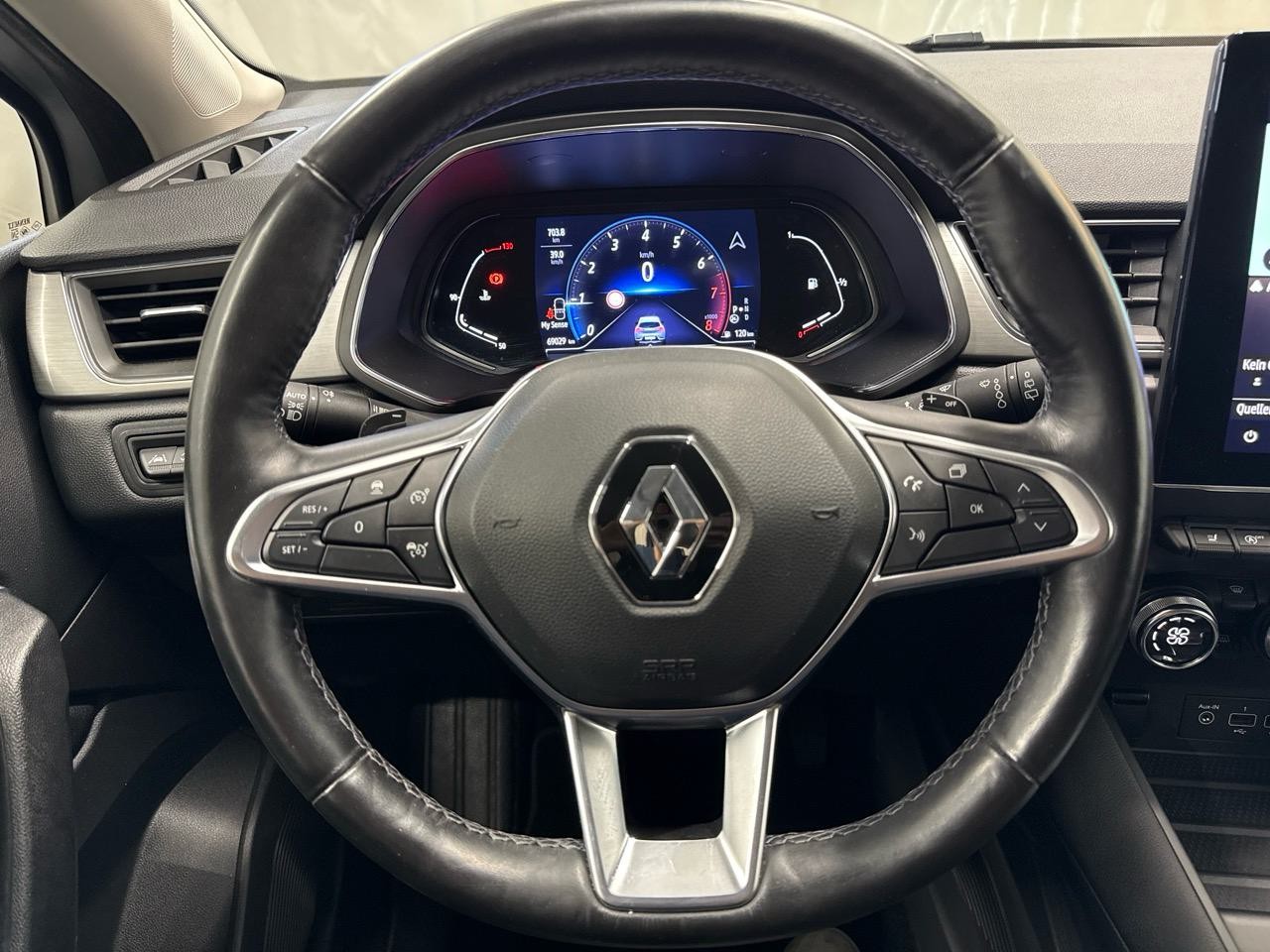 RENAULT Captur 1.3 TCe Initiale EDC-image-8
