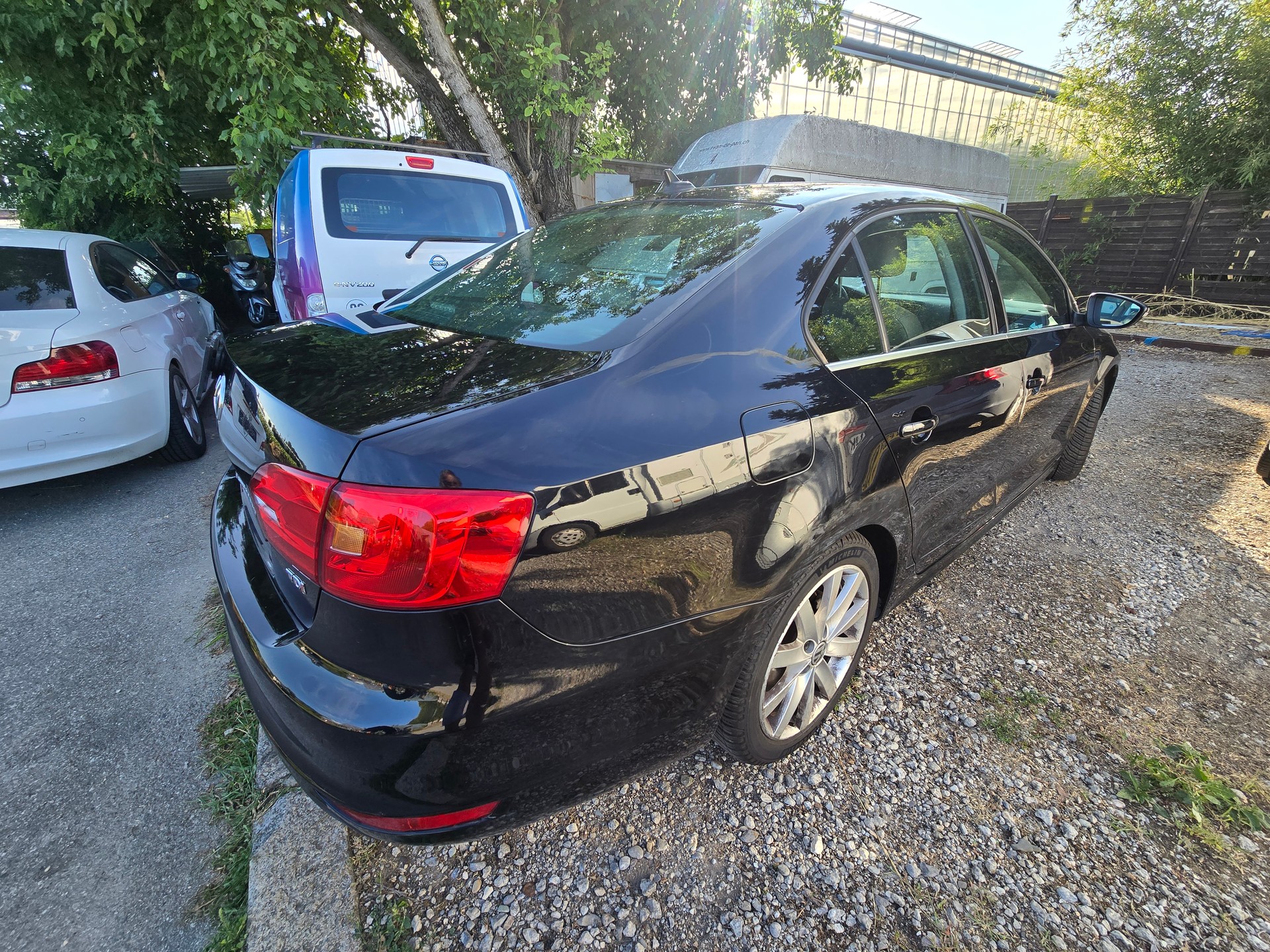 VW JETTA-image-9