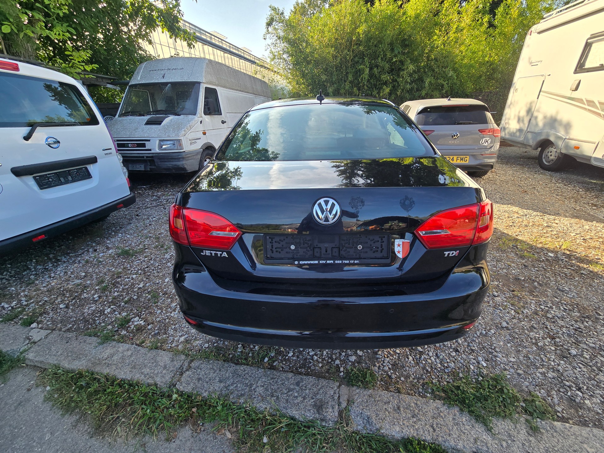 VW JETTA-image-8