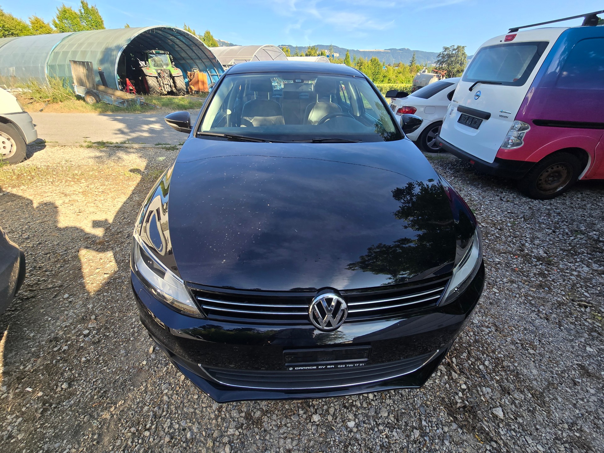 VW JETTA-image-13
