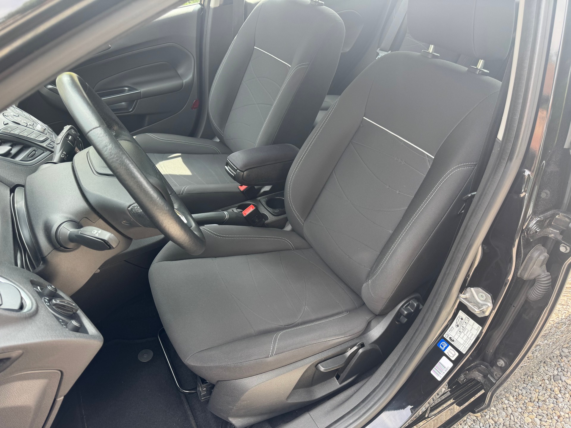FORD Fiesta 1.0 Freetech-image-12