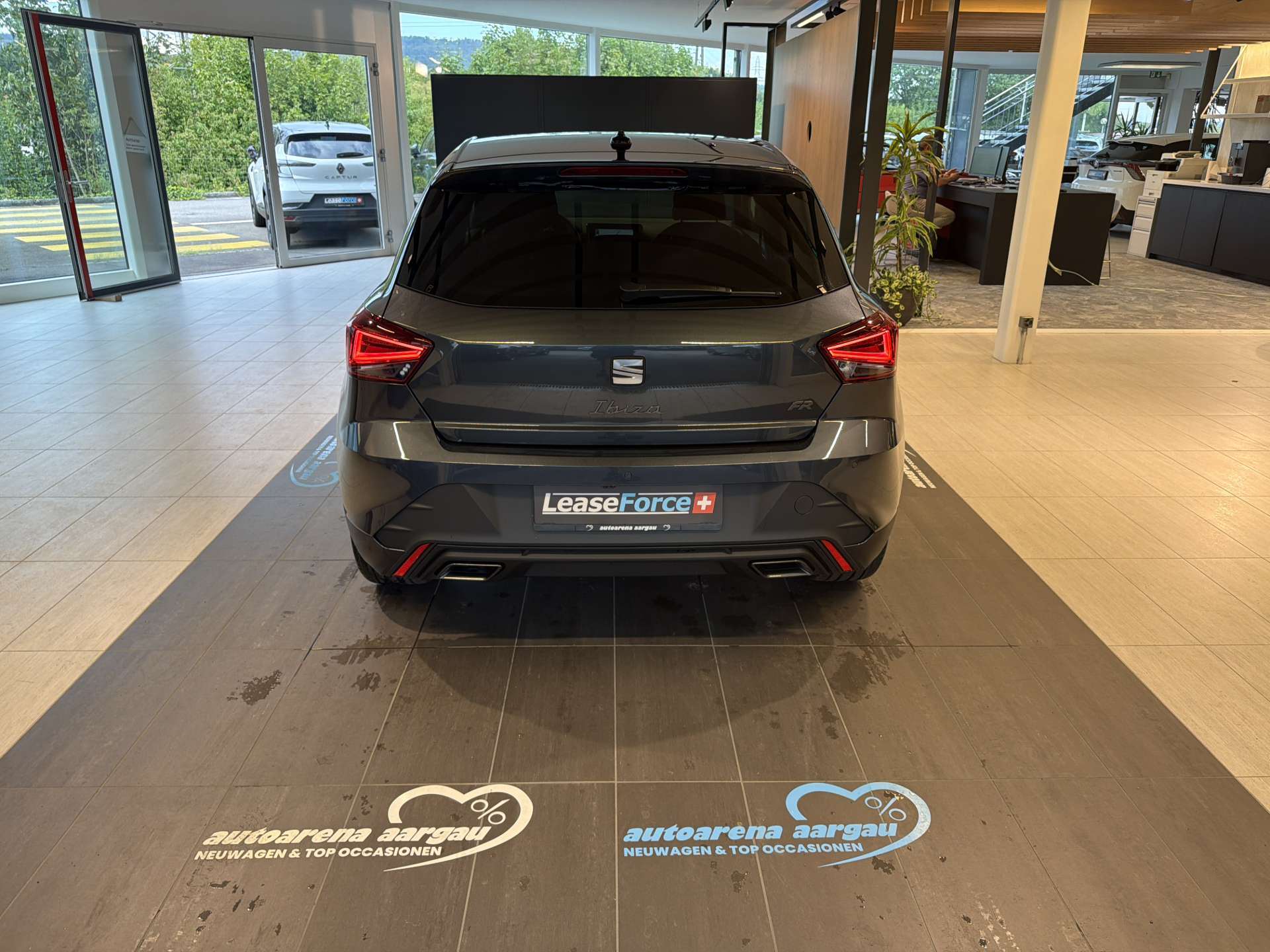 SEAT Ibiza 1.0 EcoTSi FR DSG-Automat-image-12