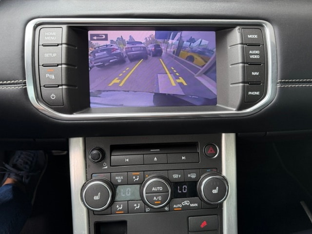 LAND ROVER Range Rover Evoque 2.2 SD4 Dynamic AT6-image-13