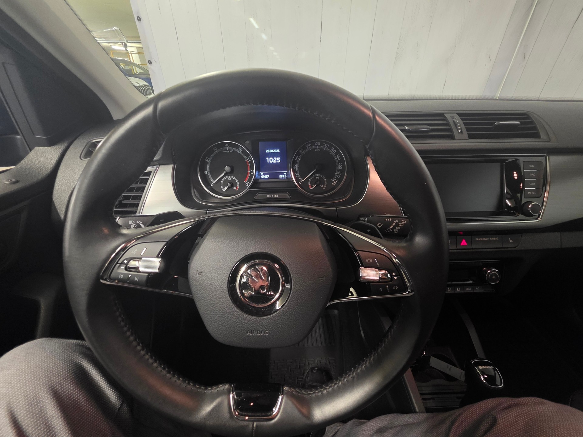 SKODA Fabia 1.0 TSI Drive DSG-image-11