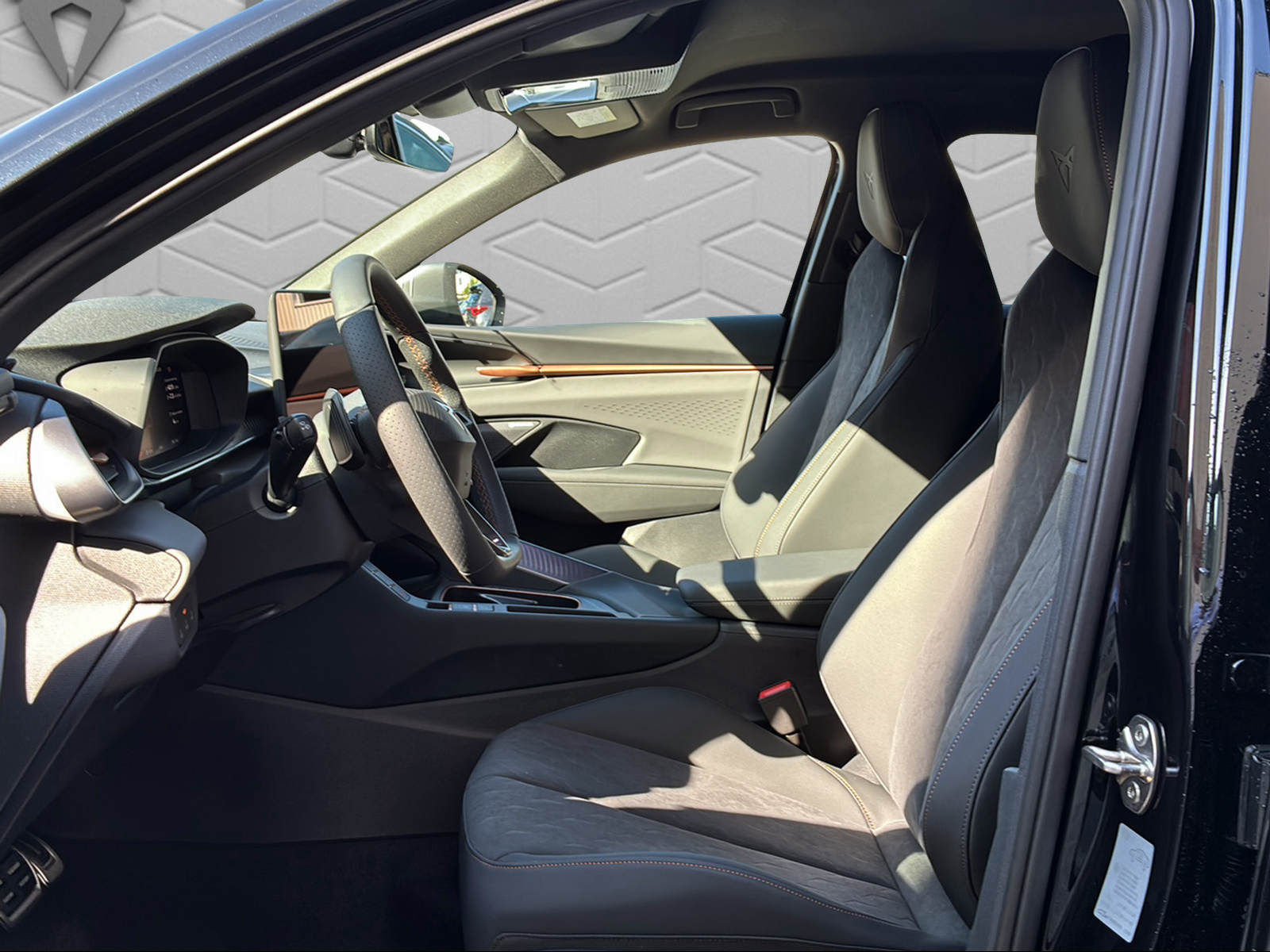 CUPRA Terramar 1.5 eHybrid DSG VZ-image-7