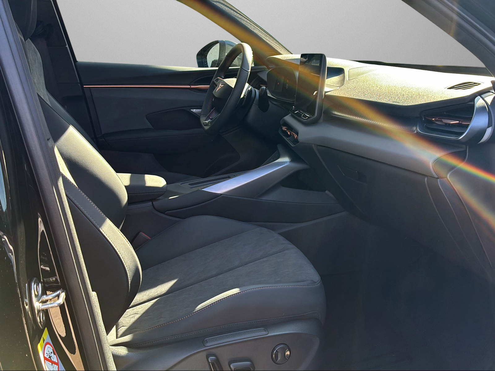 CUPRA Terramar 1.5 eHybrid DSG VZ-image-10