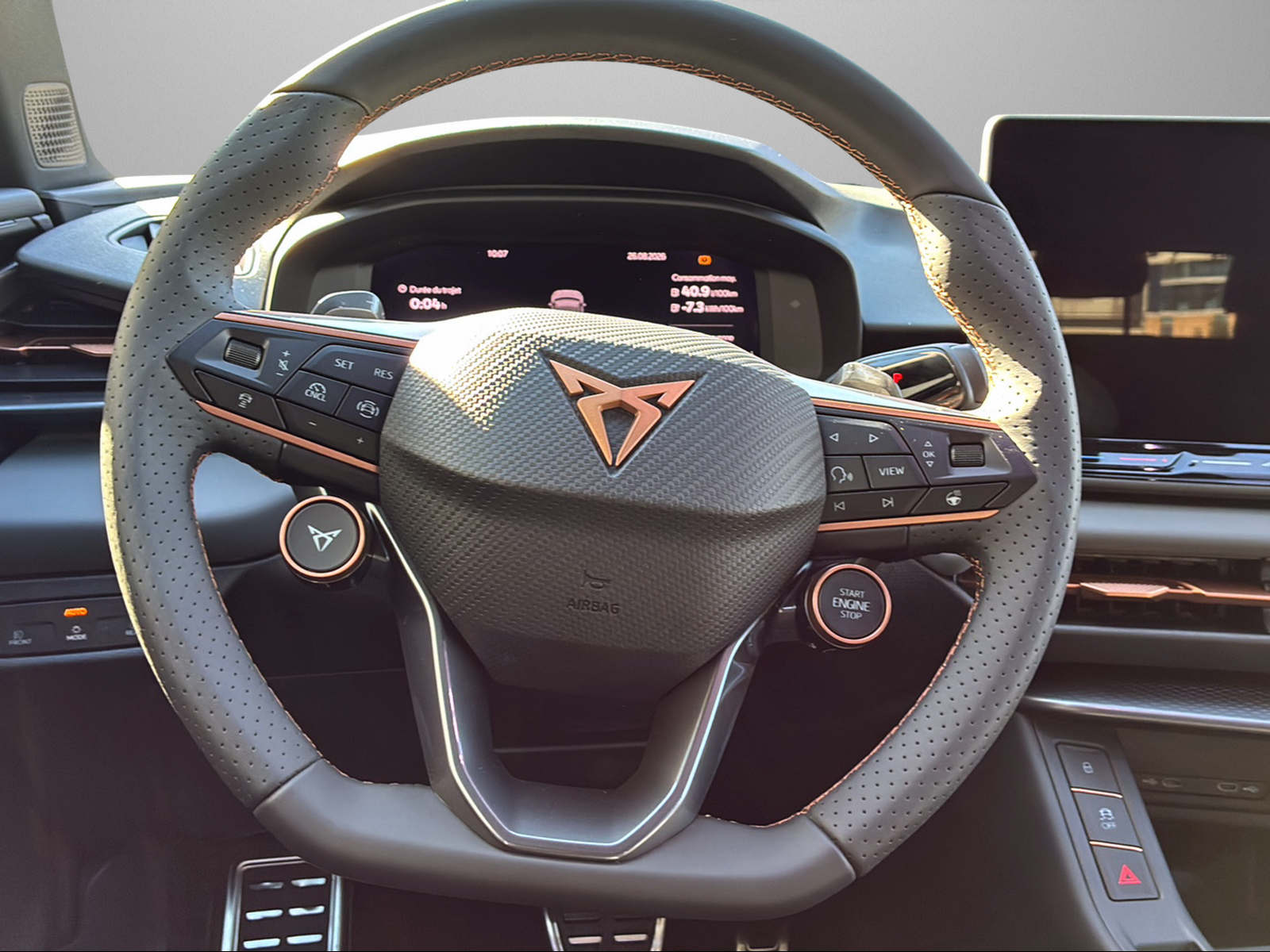 CUPRA Terramar 1.5 eHybrid DSG VZ-image-9
