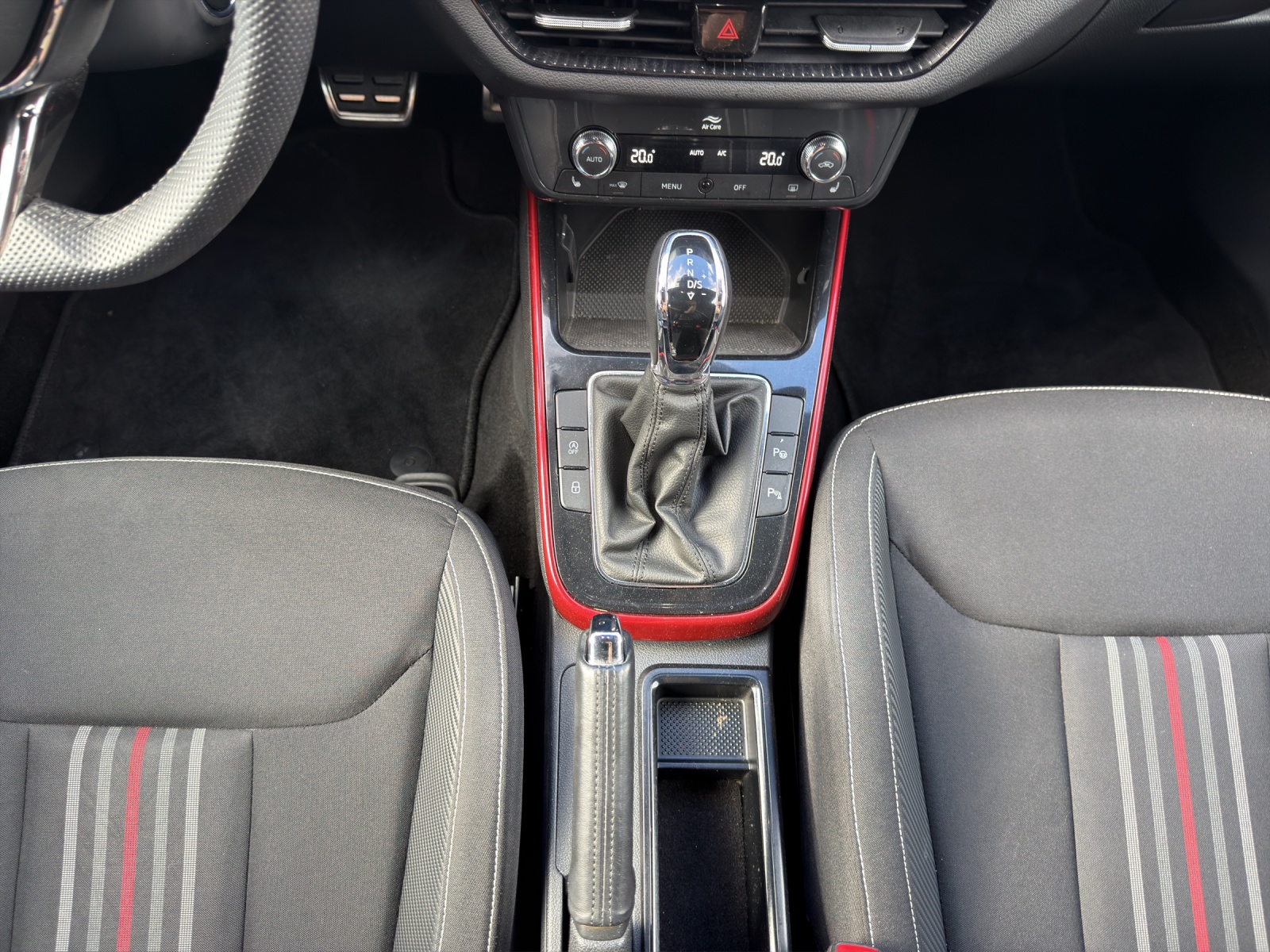 SKODA Fabia 1.0 TSI Monte Carlo DSG-image-11