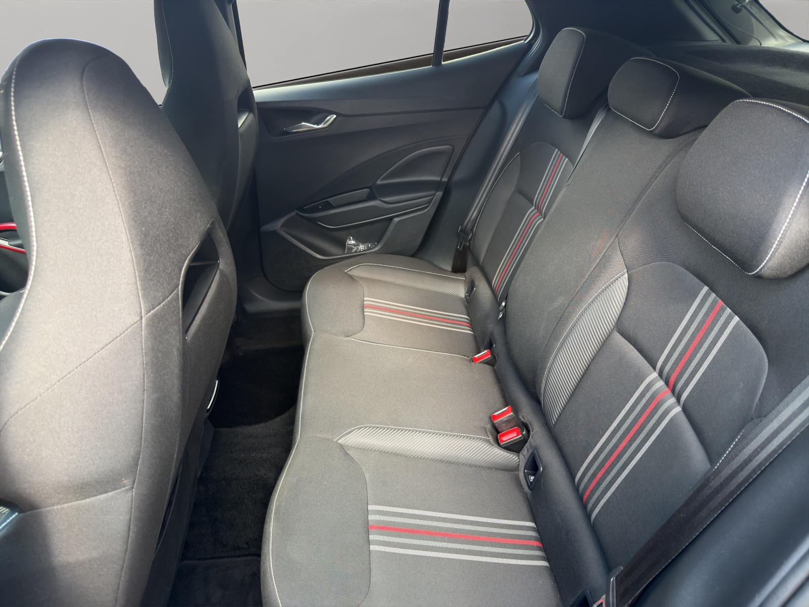 SKODA Fabia 1.0 TSI Monte Carlo DSG-image-16