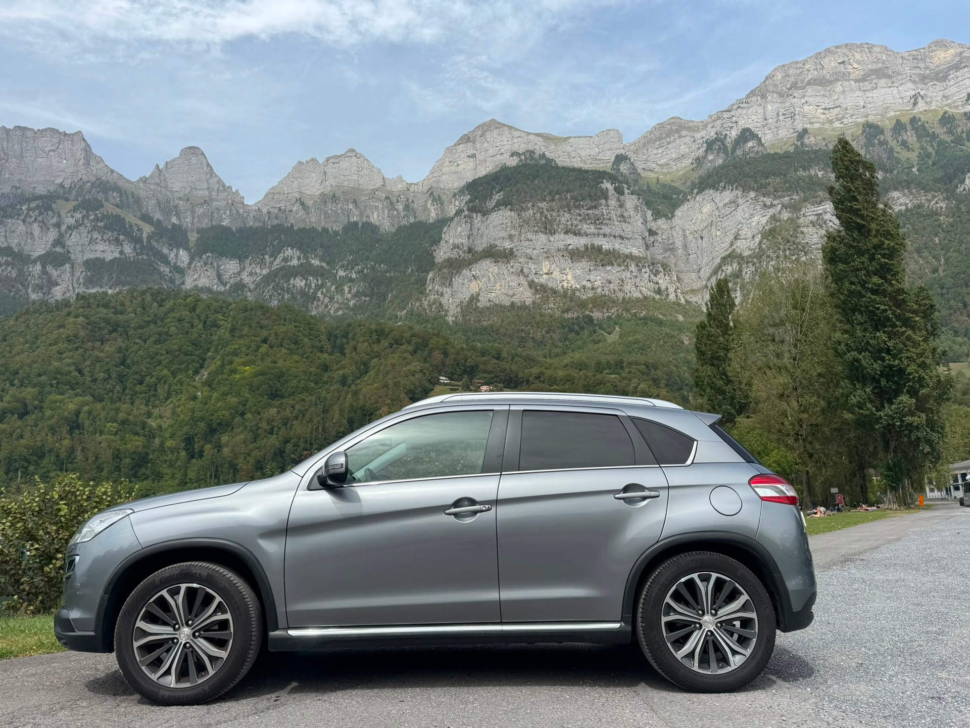PEUGEOT 4008 1.6 HDi Active 4WD-image-2