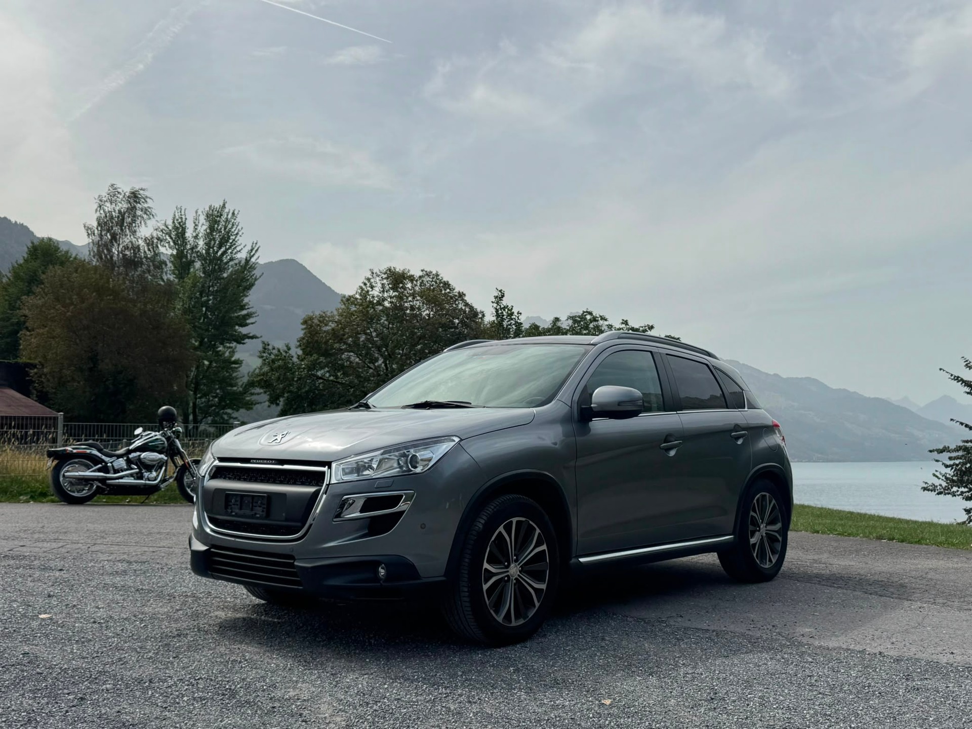 PEUGEOT 4008 1.6 HDi Active 4WD-image-4