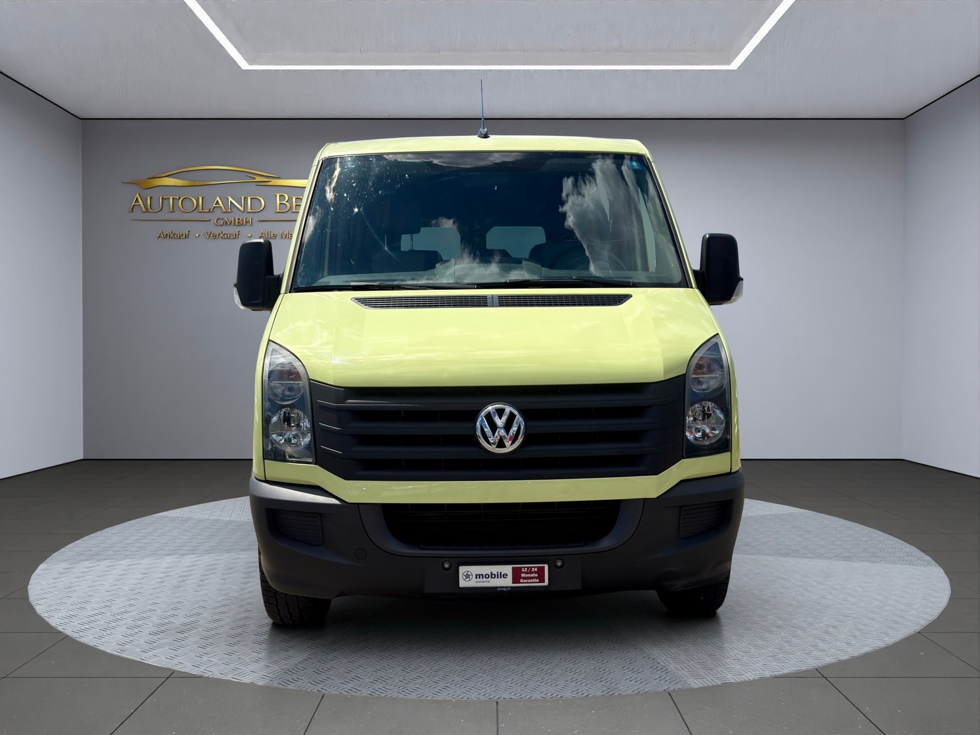 VW Crafter 35 2.0 TDI, 5 Plätze, Navi + Kamera + AHK-showroom-element-2