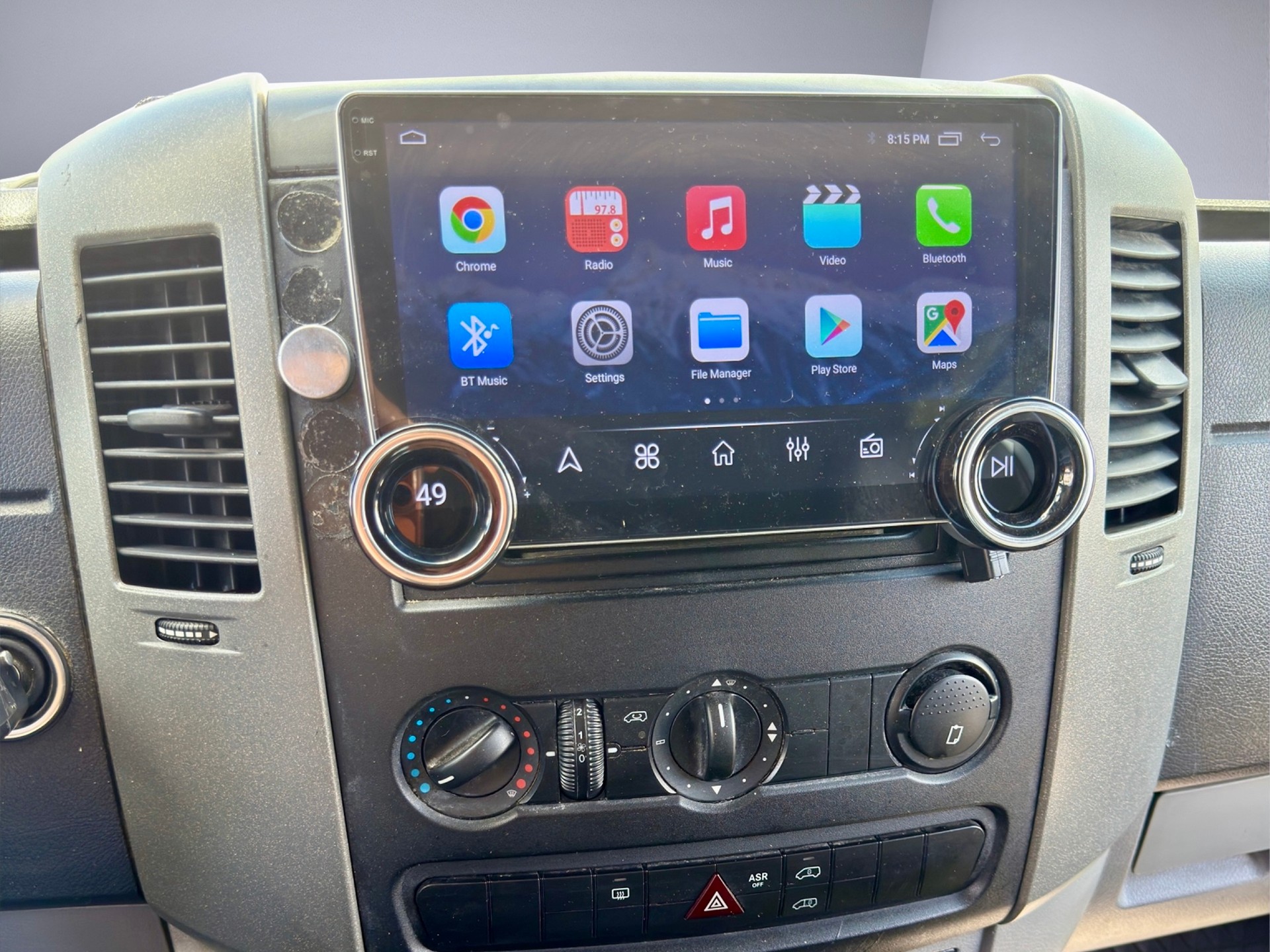 VW Crafter 35 2.0 TDI, 5 Plätze, Navi + Kamera + AHK-image-15