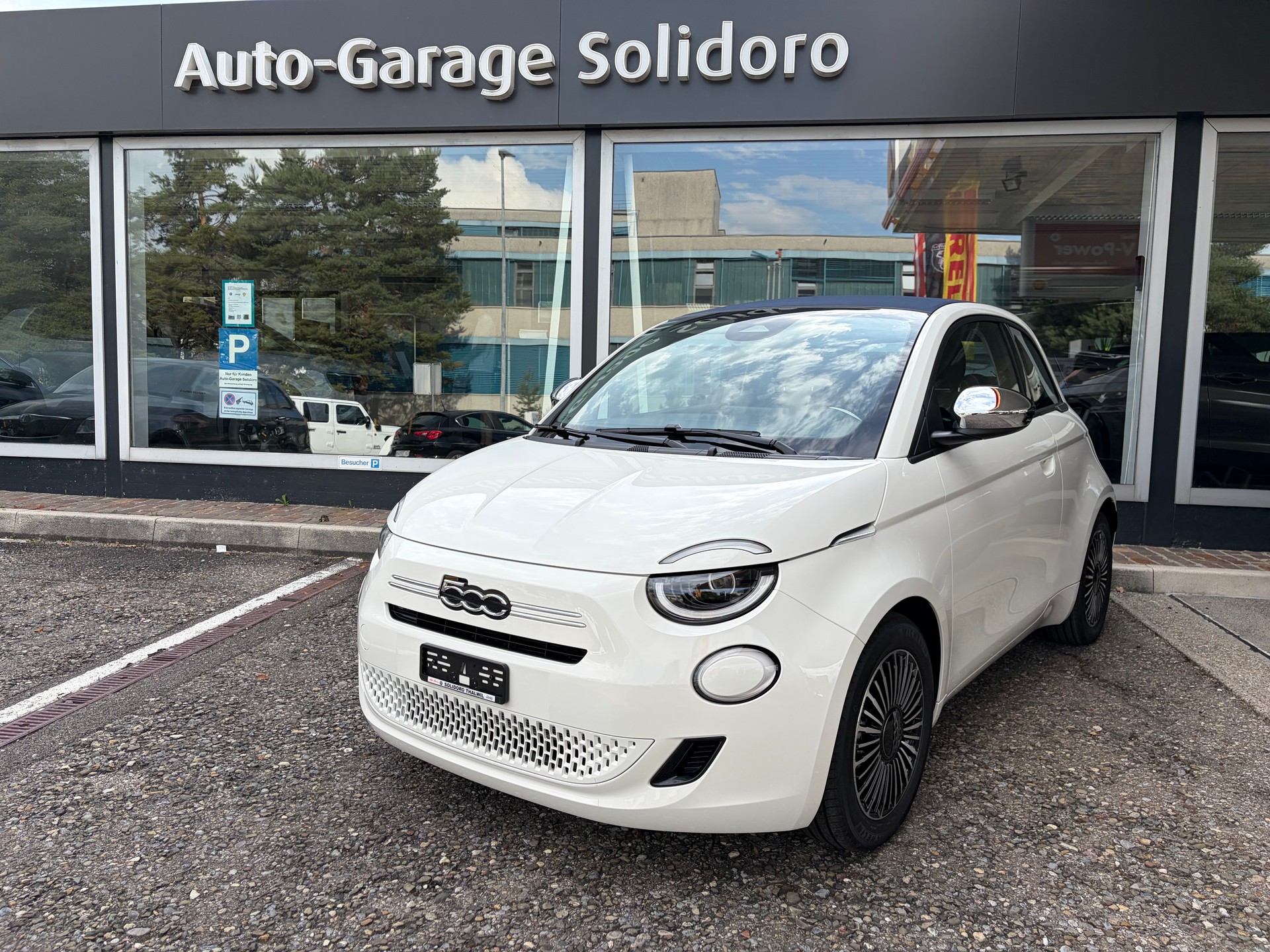 FIAT Cabrio Icon Dol-image-7