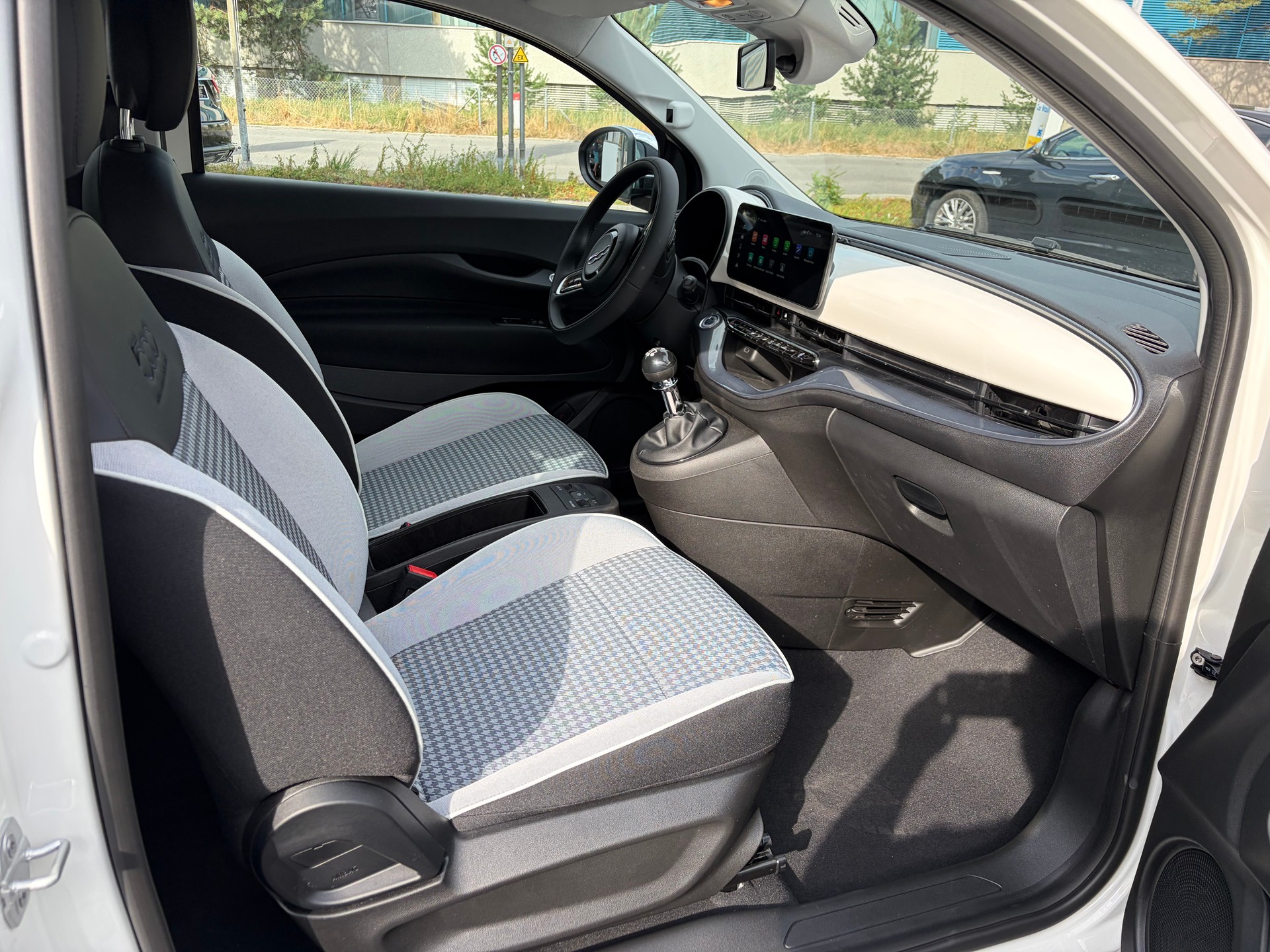 FIAT Cabrio Icon Dol-image-4