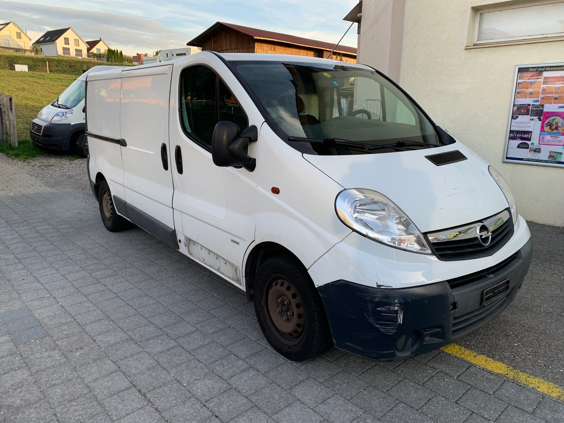OPEL Vivaro 2.0CDTI 2.9t L2H1 Easytronic-image-1