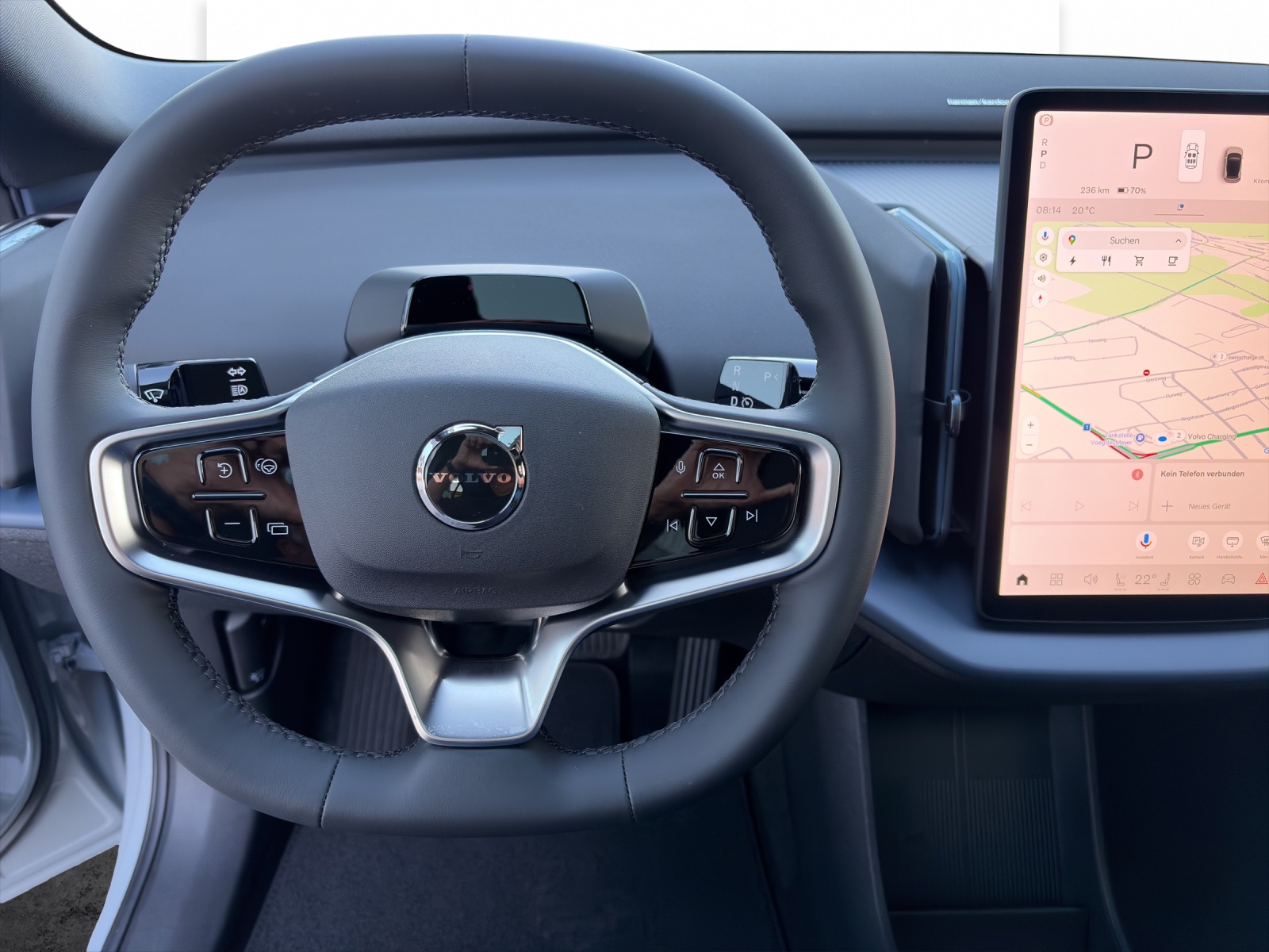 VOLVO EX30 P8 Ultra XCENTRIC Black Edition AWD-image-9