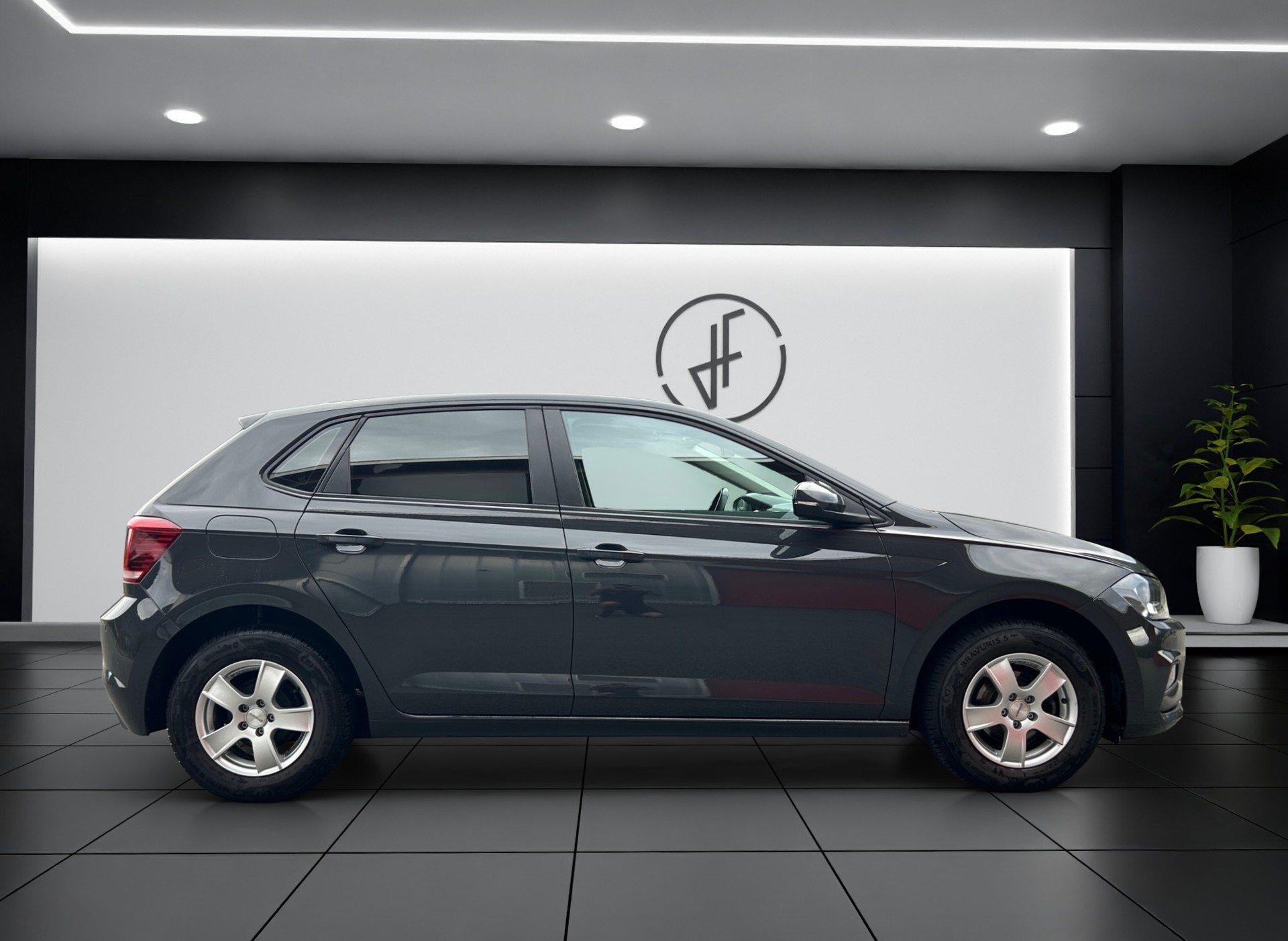 VW Polo 1.0 BMT Value-image-5