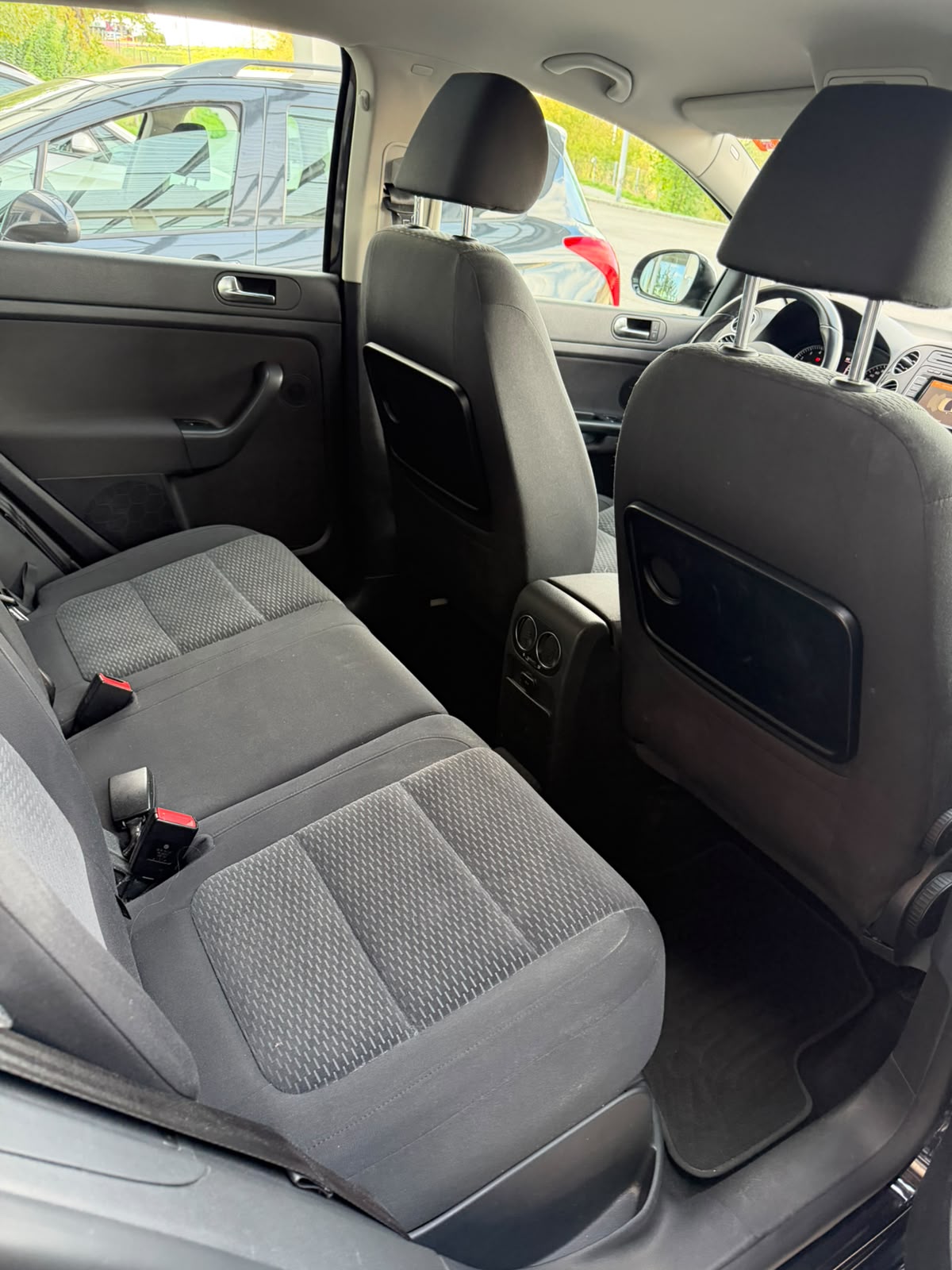 VW Golf Plus 1.4 TSI Team DSG-image-9