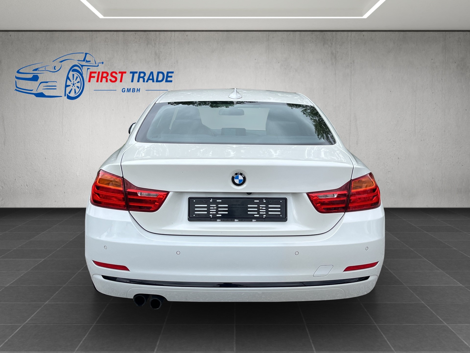 BMW 428i Coupé xDrive Sport Line-image-5