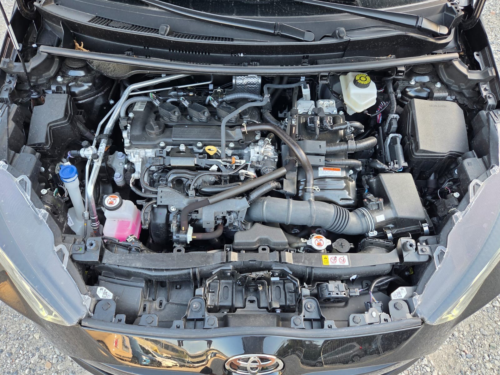 TOYOTA Yaris 1.5 Comfort e-CVT-image-13