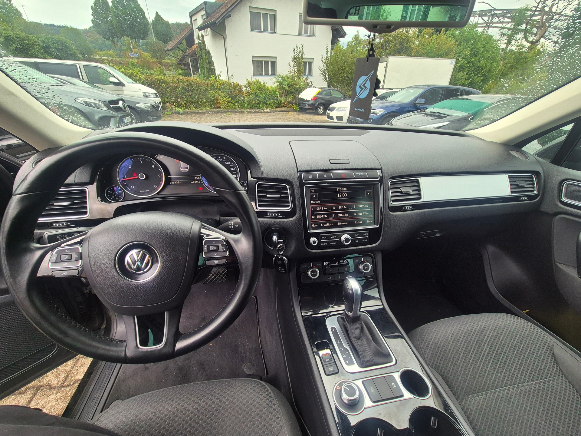 VW Touareg 3.0 TDI BMT Peak Tiptronic-image-9