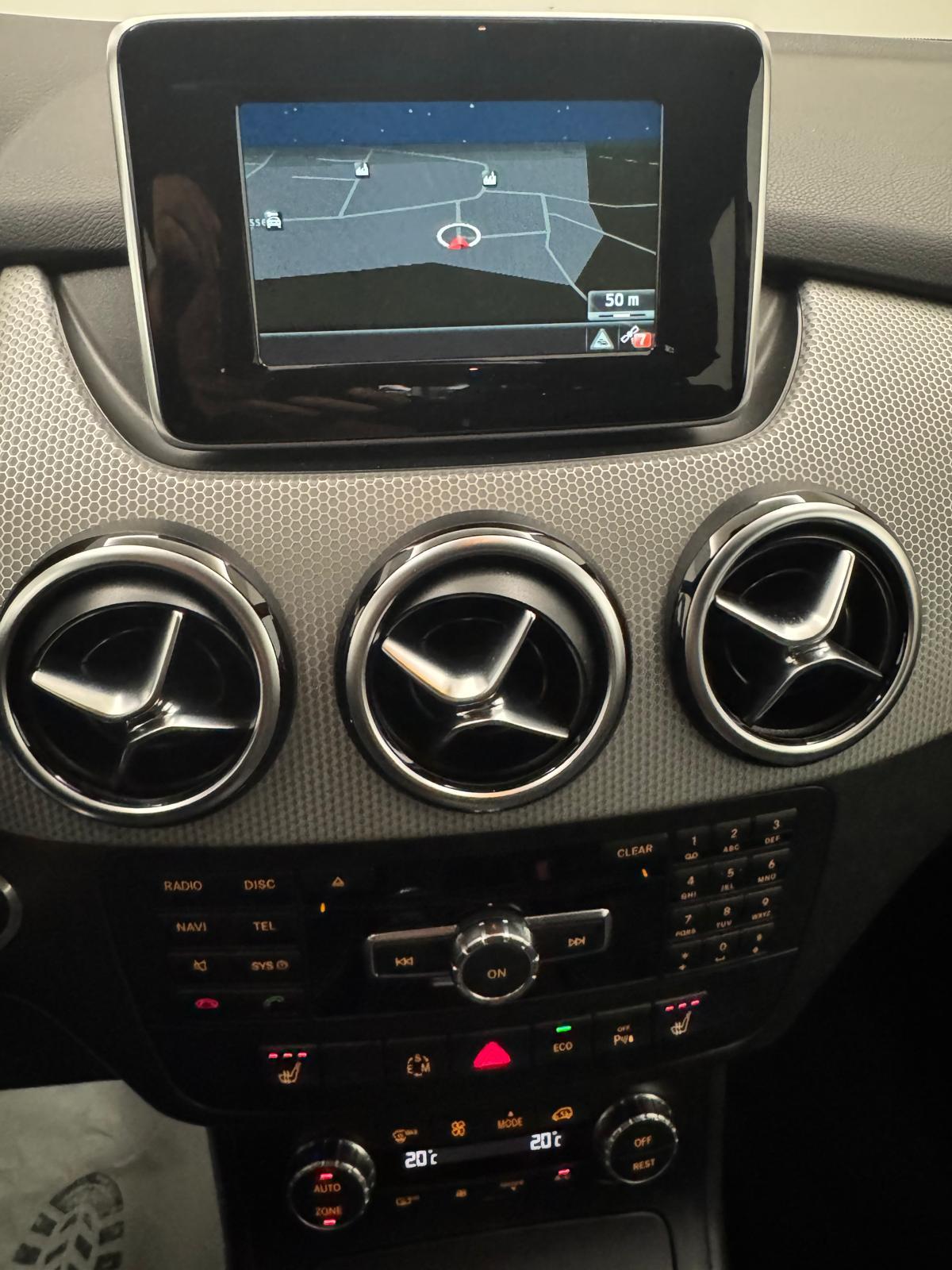 MERCEDES-BENZ B-Klasse W246 B 220 4m-image-17