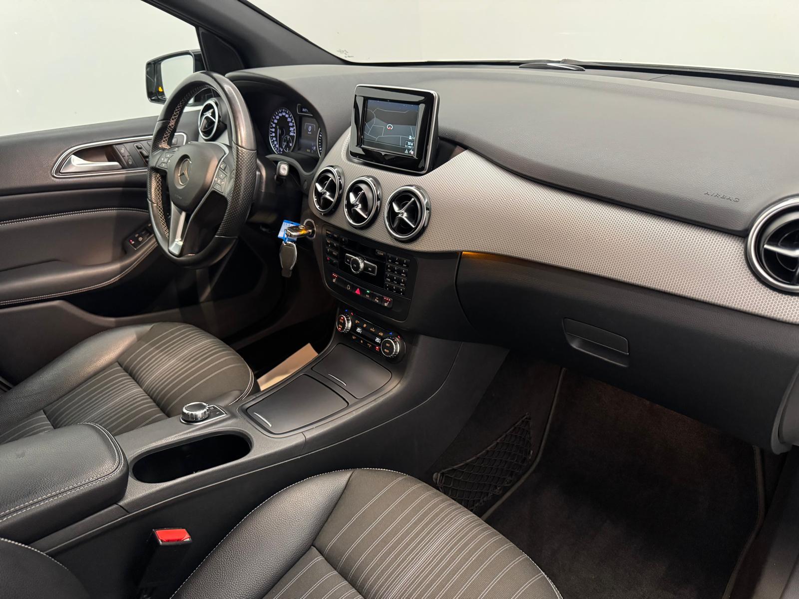 MERCEDES-BENZ B-Klasse W246 B 220 4m-image-10
