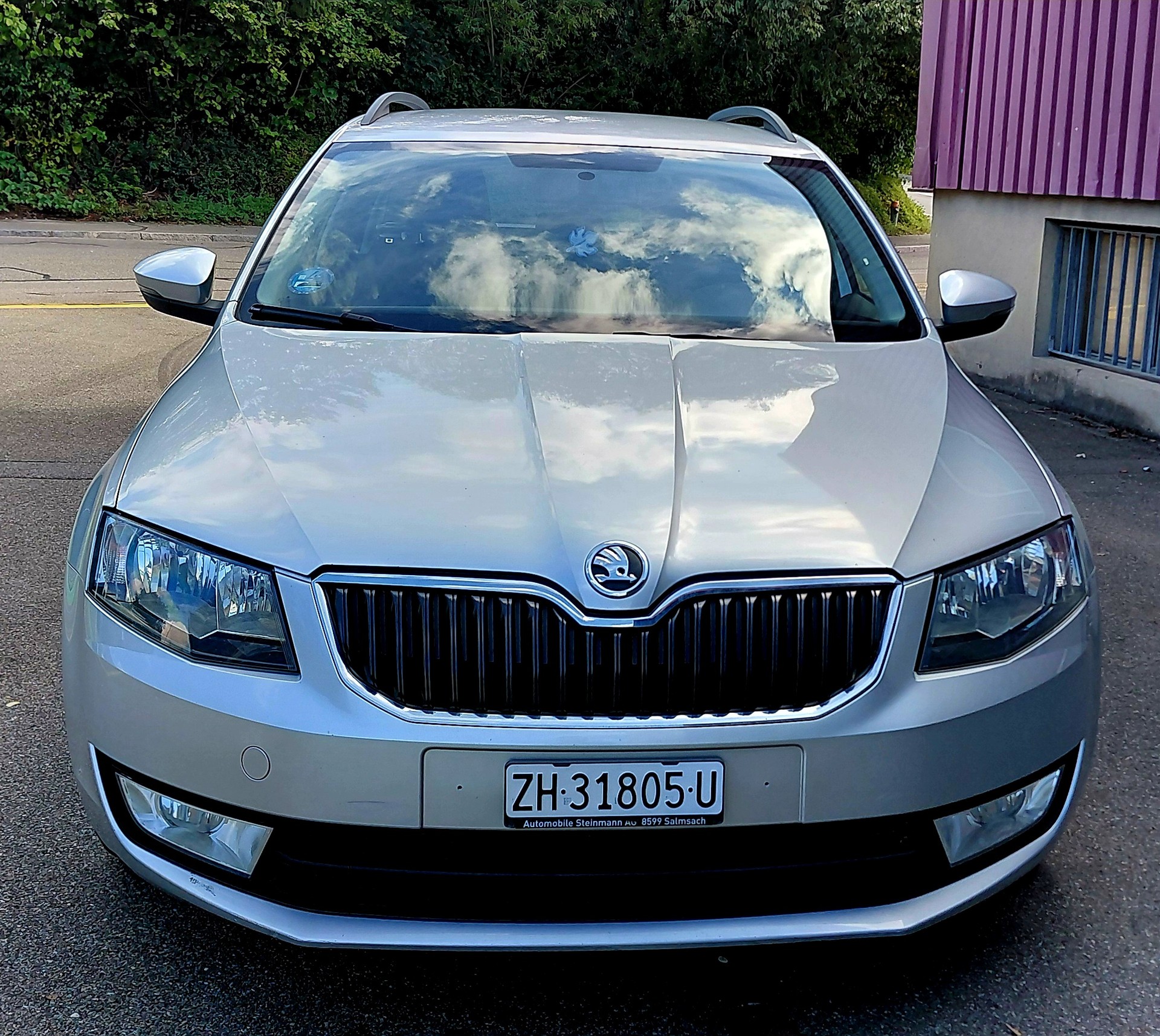 SKODA Octavia Combi 1.6 TDI Elegance 4x4-image-2