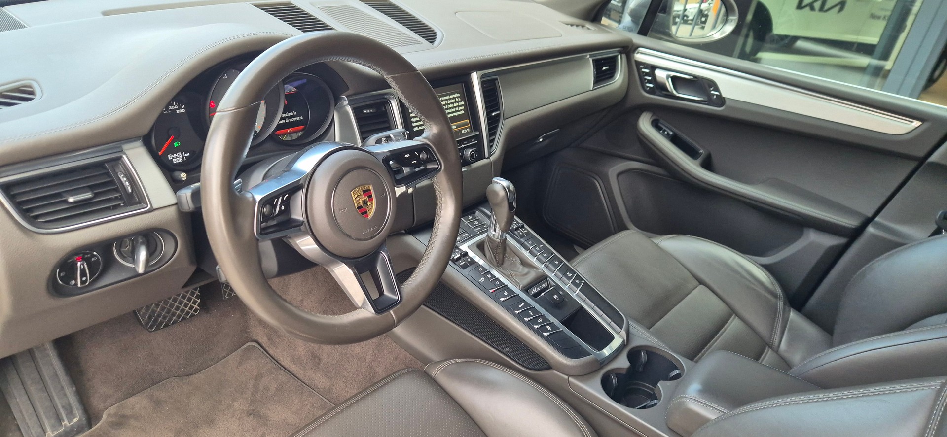 PORSCHE Macan S Diesel PDK-image-6