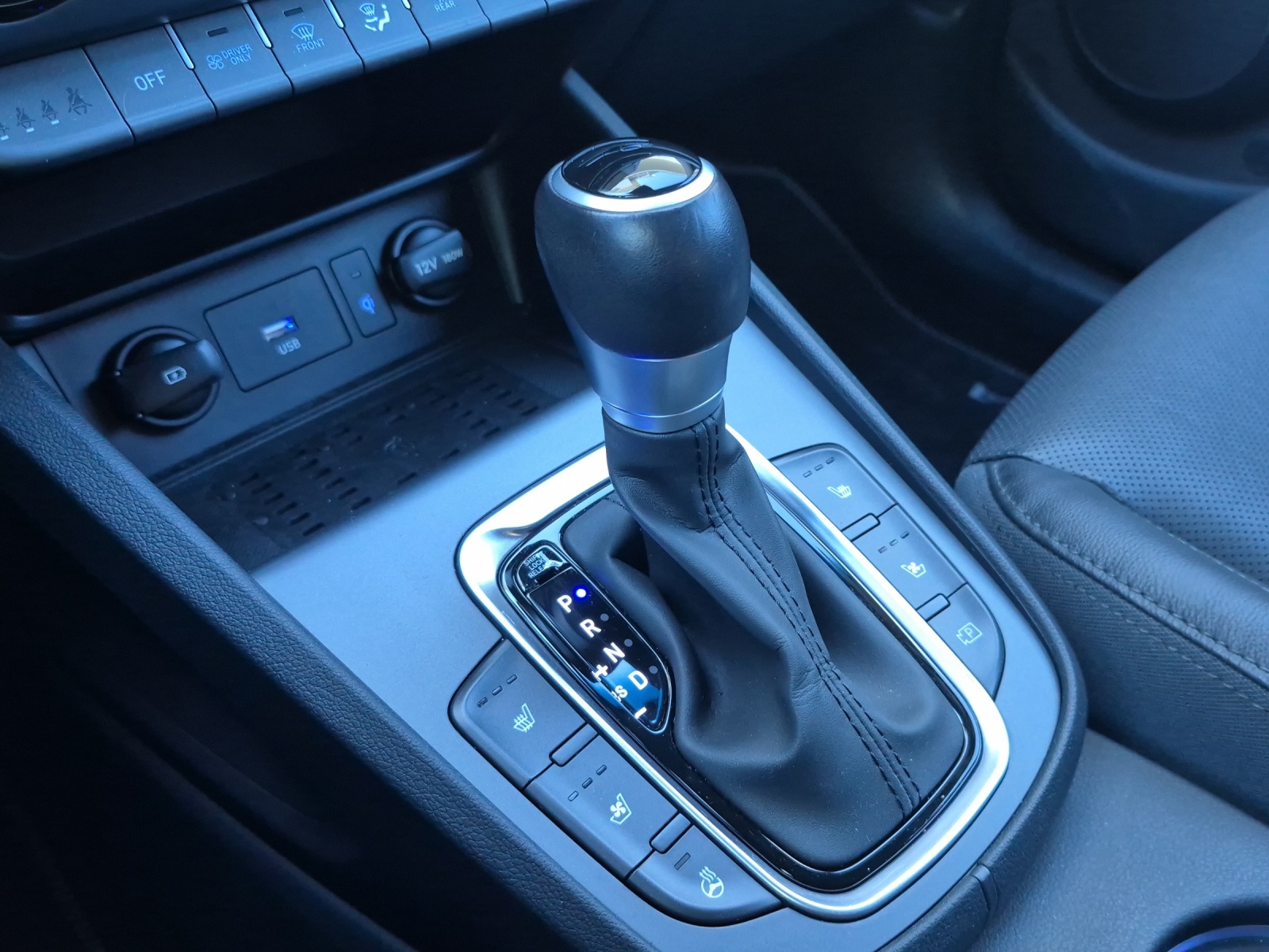 HYUNDAI Kona 1.6 GDi Hybrid Vertex-image-15