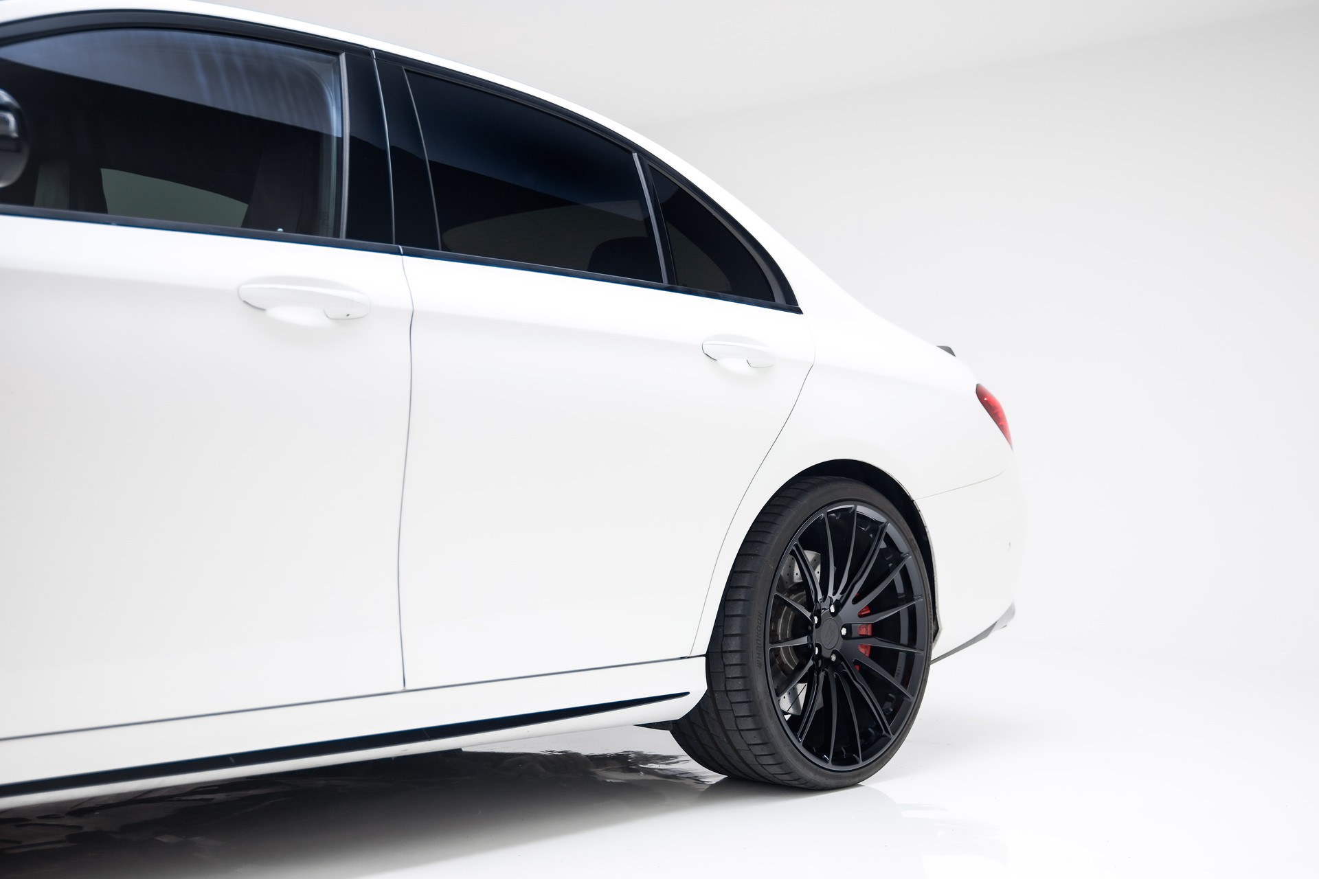 MERCEDES-BENZ E 63 AMG S 4Matic Speedshift MCT-image-9